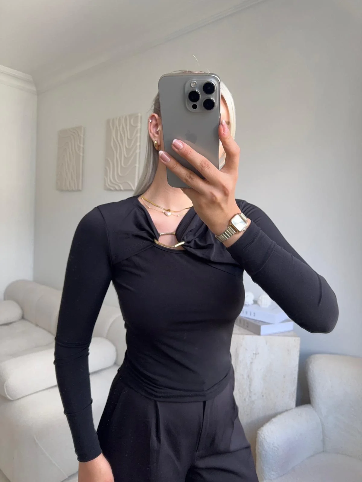 Göğüs Aksesuar Bluz - SİYAH