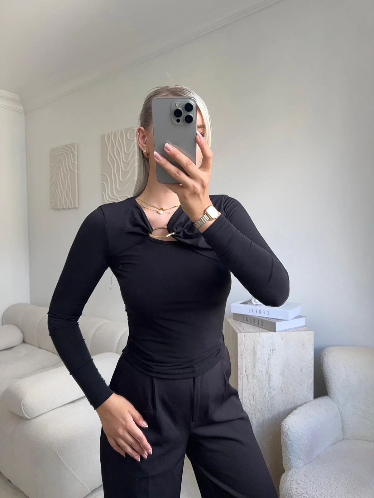 Göğüs Aksesuar Bluz - SİYAH