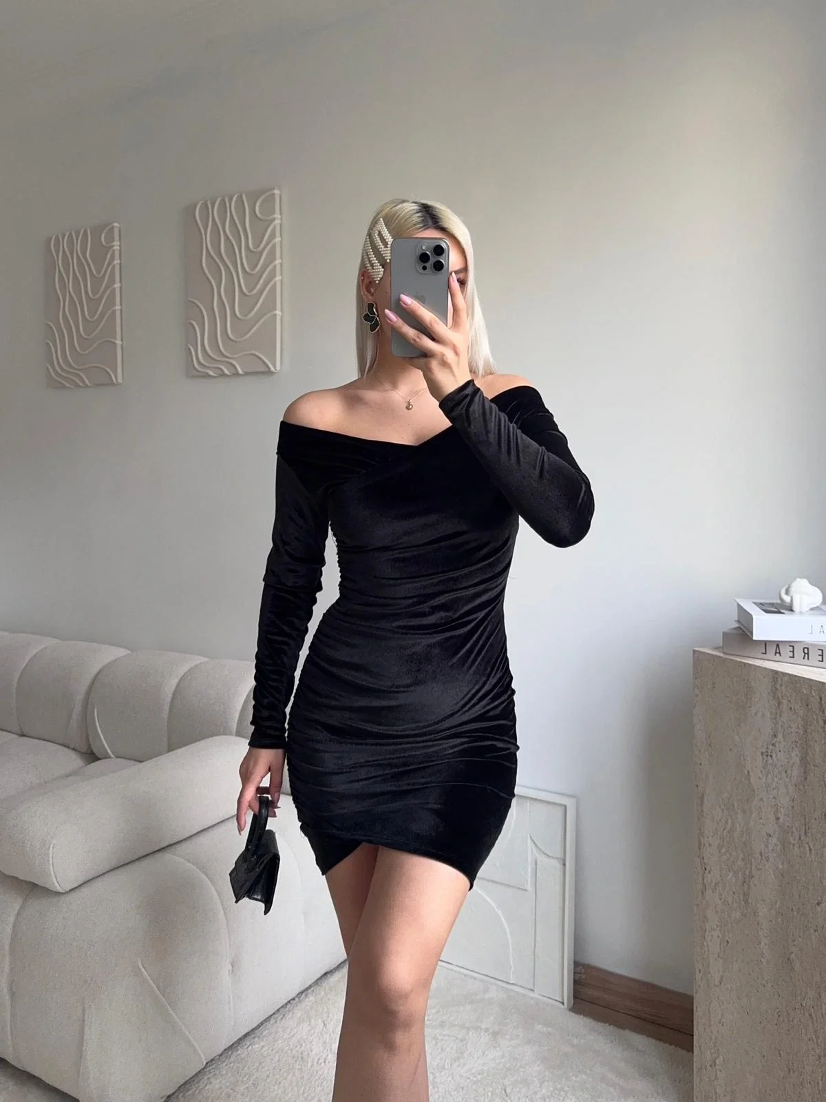 Kadife Madonna Elbise - SİYAH