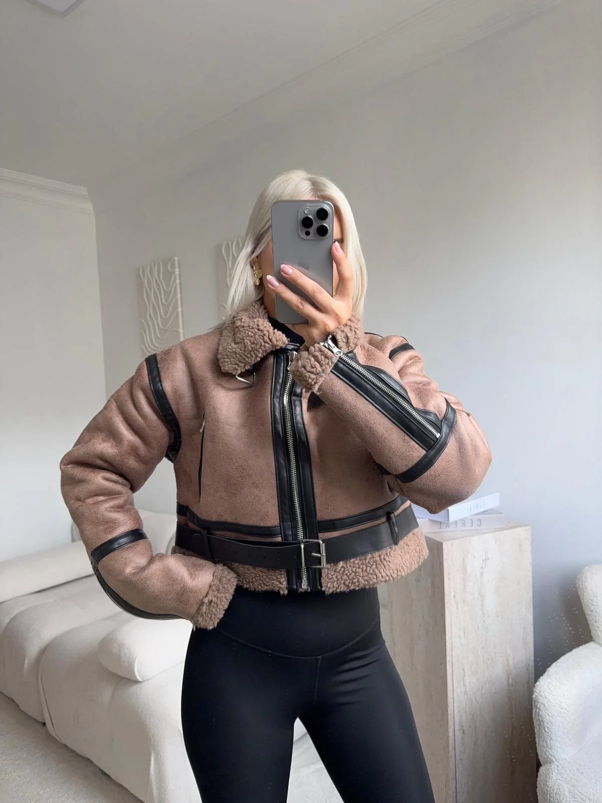 Kemerli İçi Kürklü Mont - KAHVE