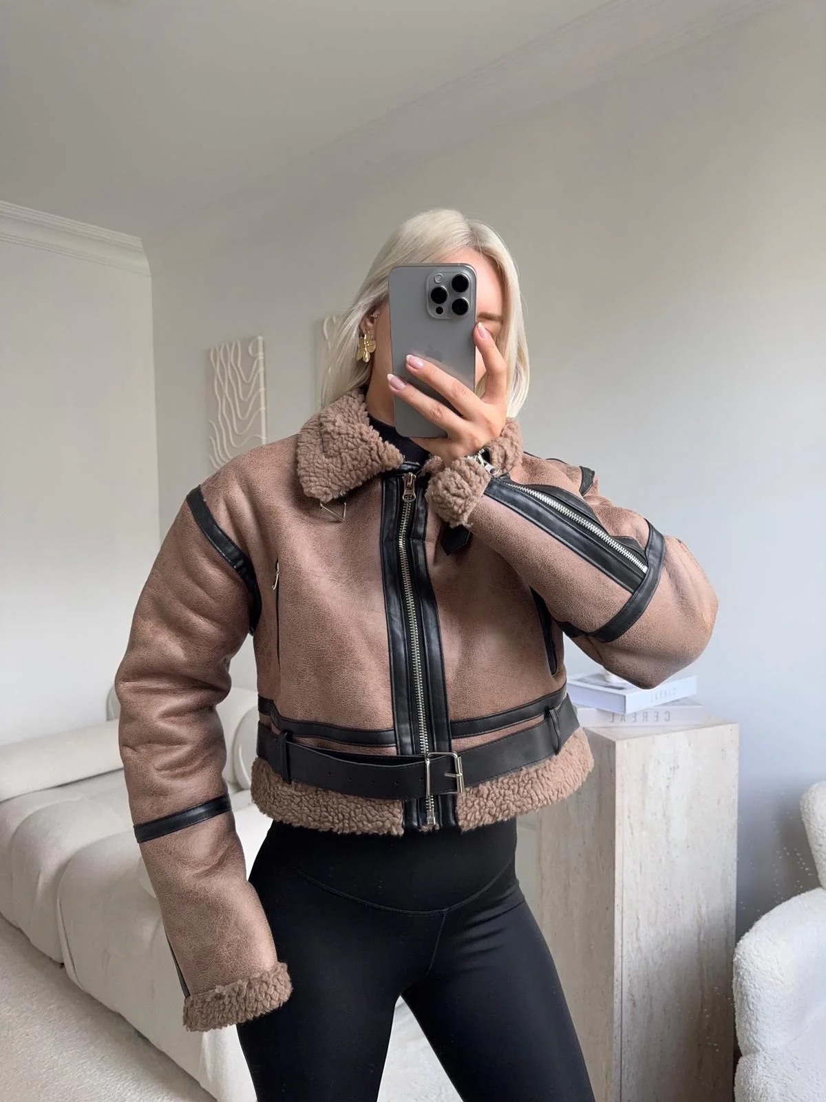 Kemerli İçi Kürklü Mont - KAHVE