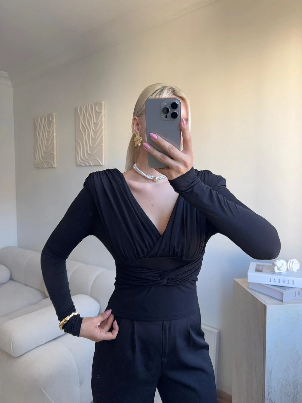 Kruvaze V Yaka Uzun Kollu Bluz - SİYAH