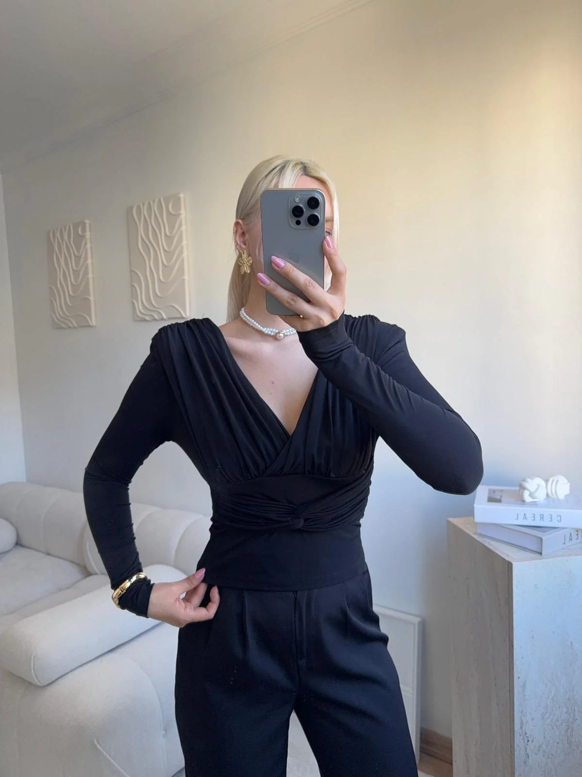 Kruvaze V Yaka Uzun Kollu Bluz - SİYAH