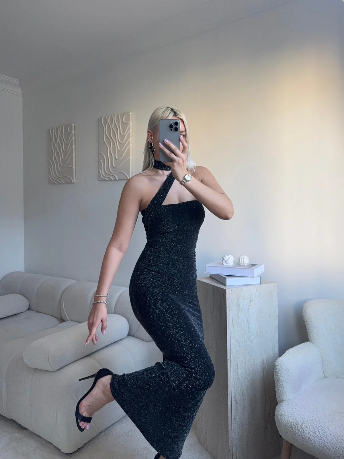 Kuşaklı Straplez Simli Elbise