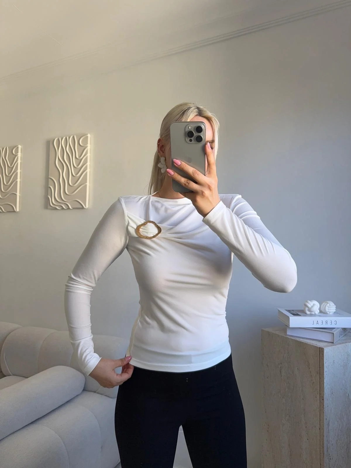 Luna Toka Detaylı Drapeli Bluz - BEYAZ