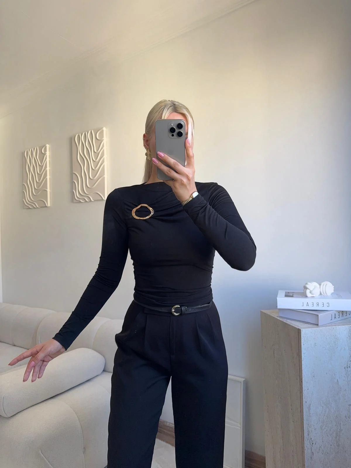 Luna Toka Detaylı Drapeli Bluz - SİYAH