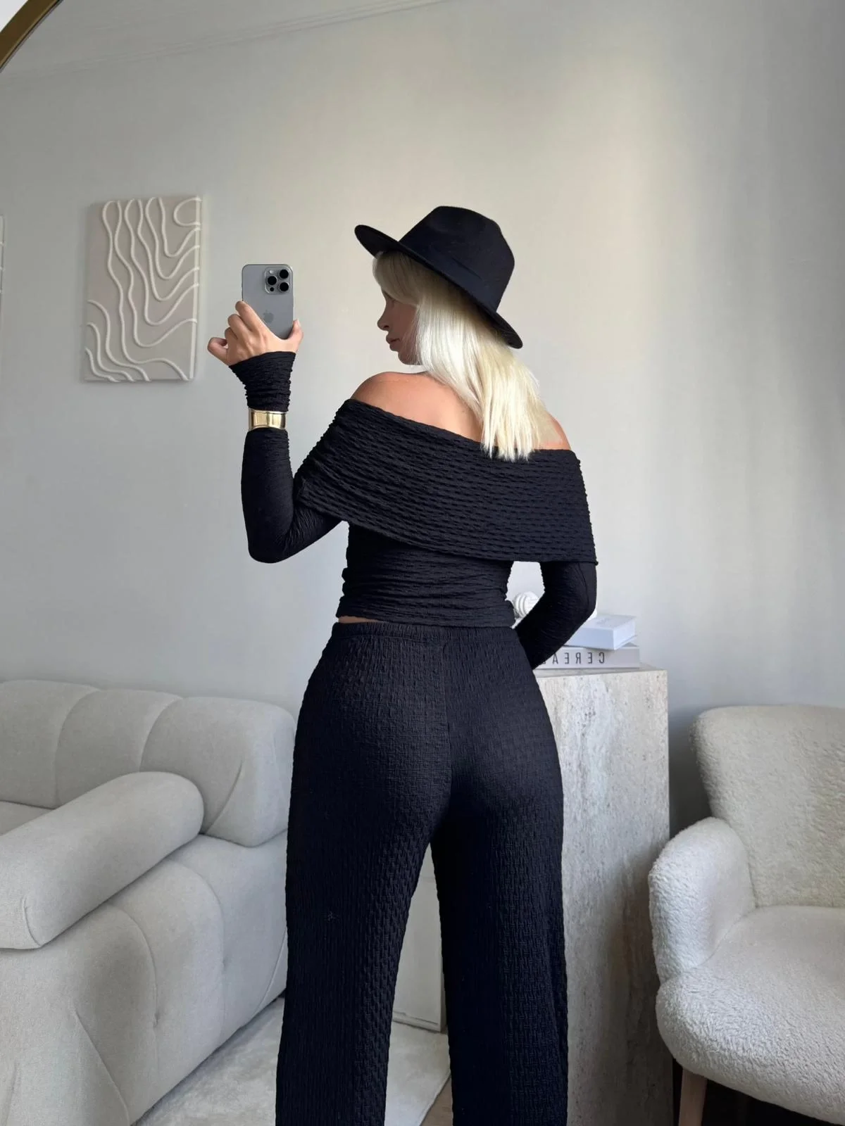 Madonna Yaka Crop & Pantolon Takım - SİYAH