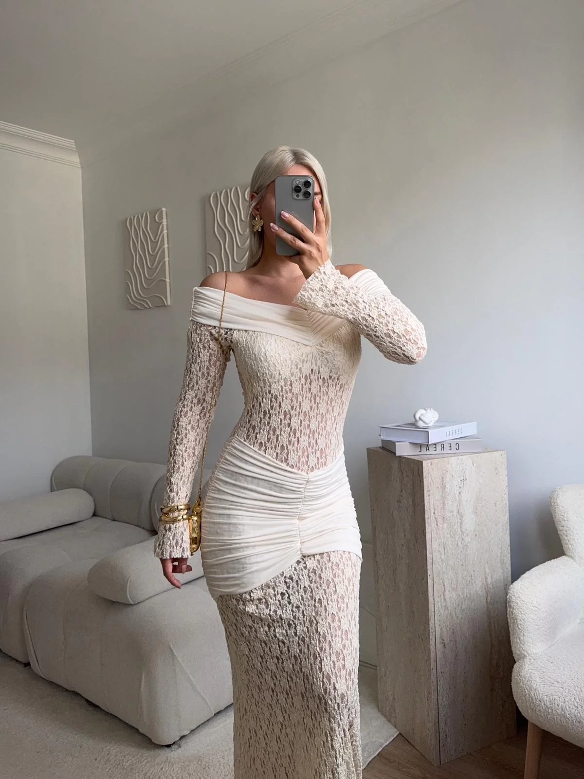 Madonna Yaka Dantel Elbise - BEJ