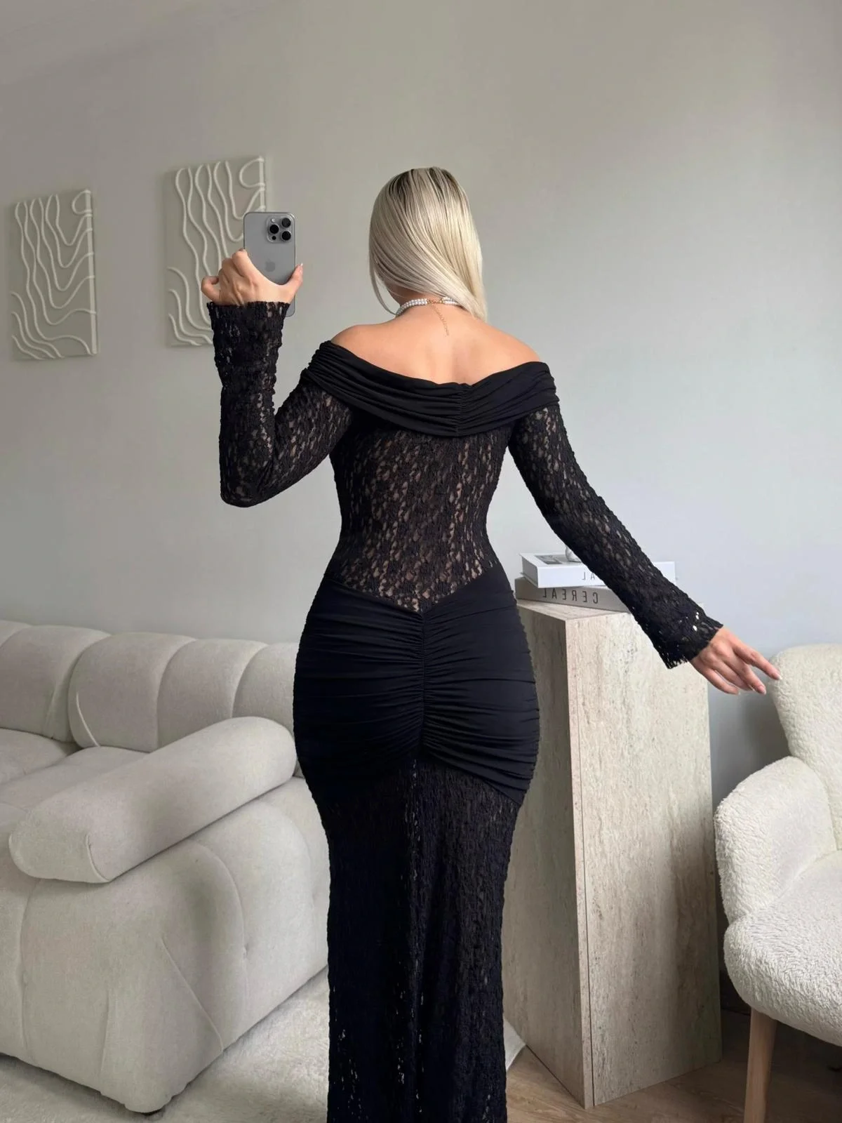 Madonna Yaka Dantel Elbise - SİYAH