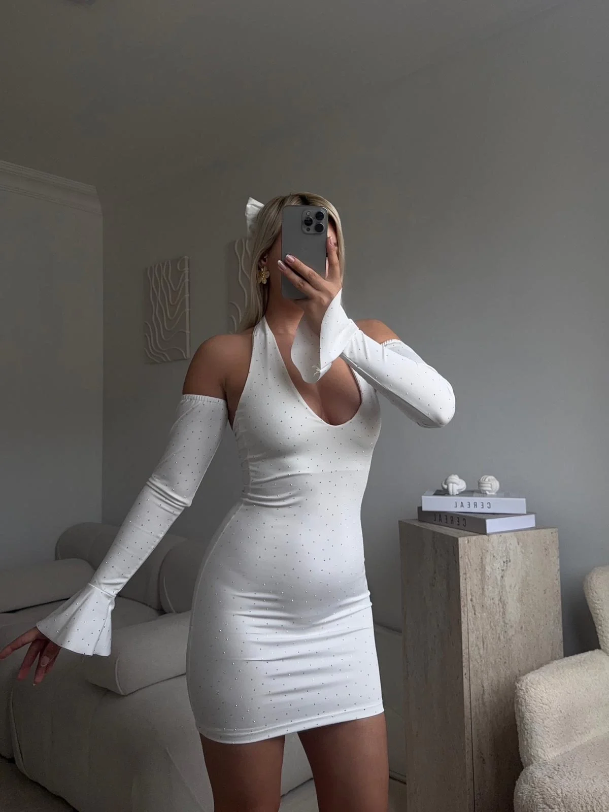 Madonna Yaka Taşlı Elbise - BEYAZ