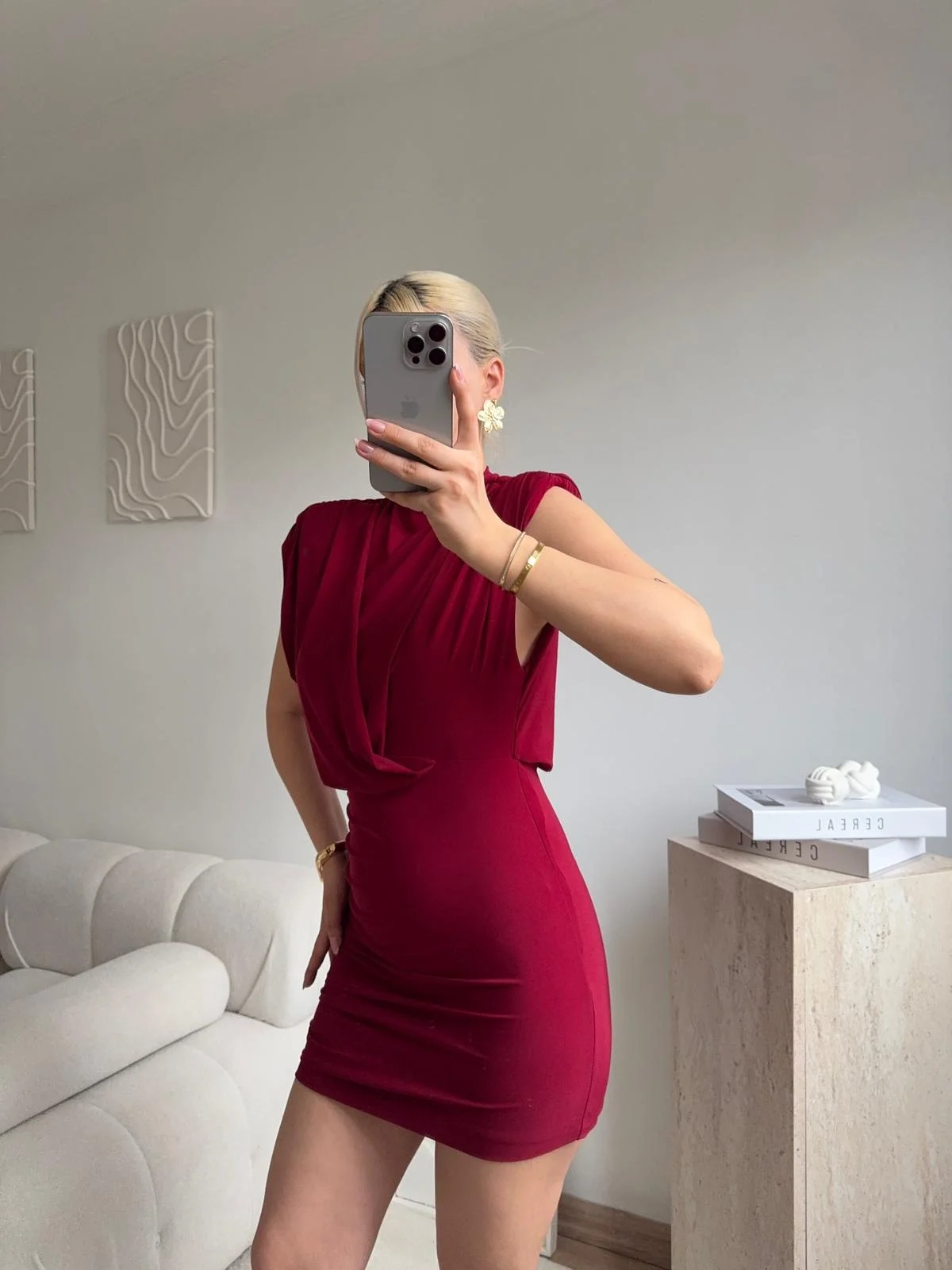 Omuz Vatkalı Drapeli Mini Elbise - BORDO