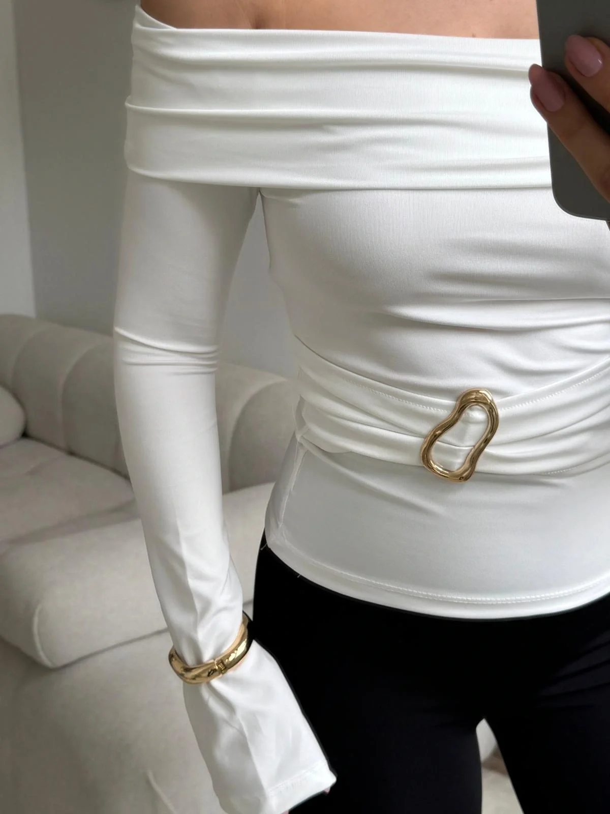 Omuz Dekolte Tokalı Bluz - BEYAZ