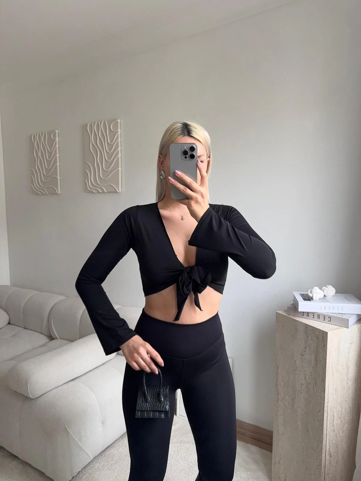 Ön Bağlamalı Fit Crop - SİYAH