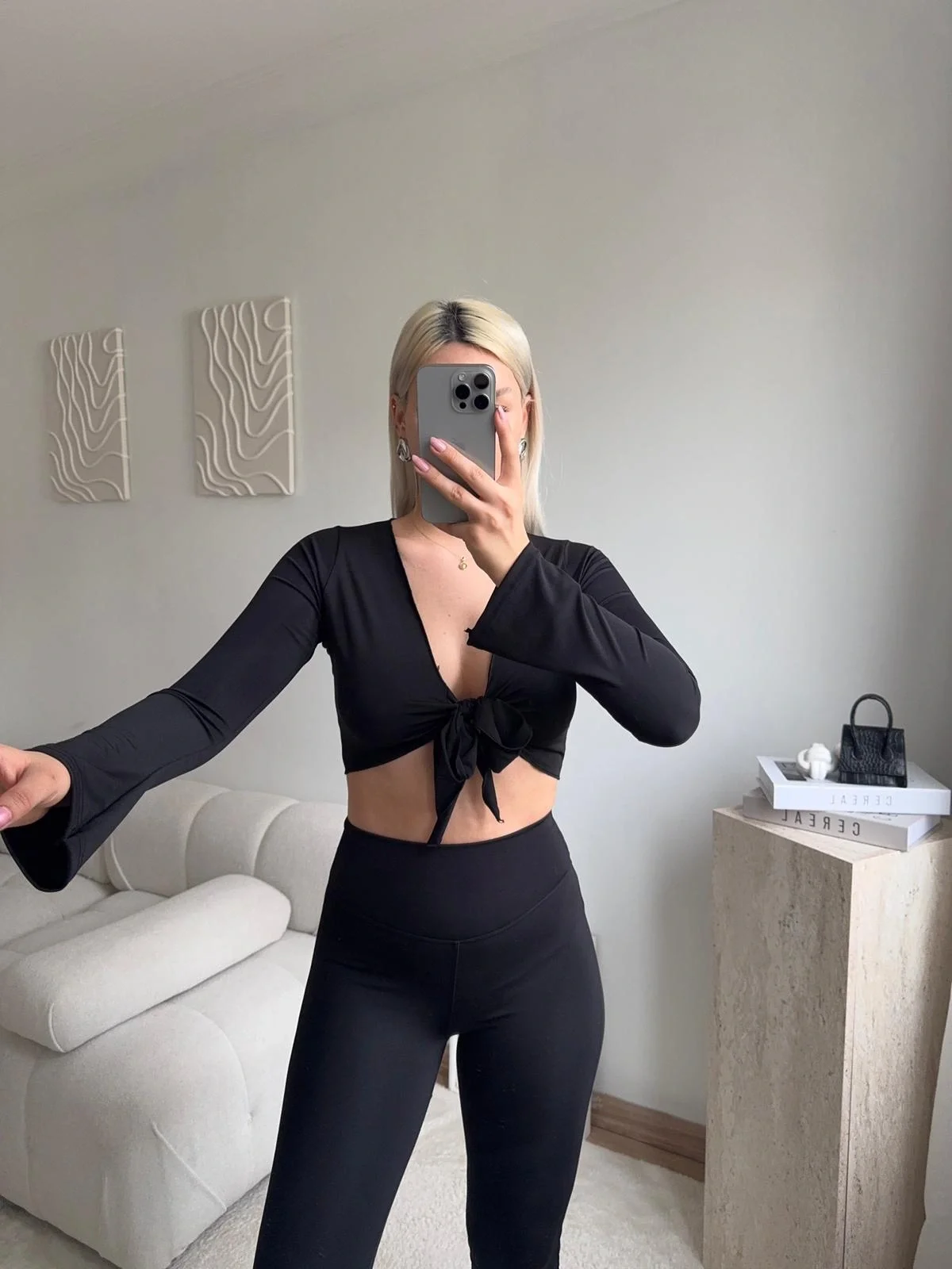 Ön Bağlamalı Fit Crop - SİYAH