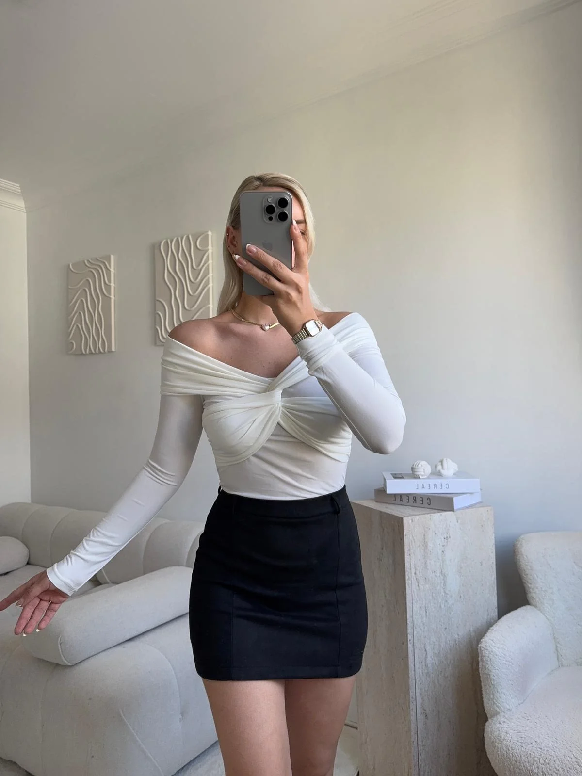 Önü Drapeli Madonna Bluz - BEYAZ