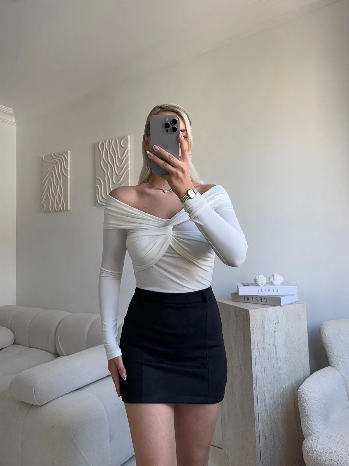 Önü Drapeli Madonna Bluz - BEYAZ