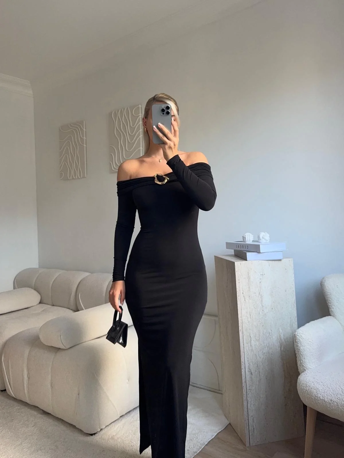 Önü Tokalı Madonna Elbise