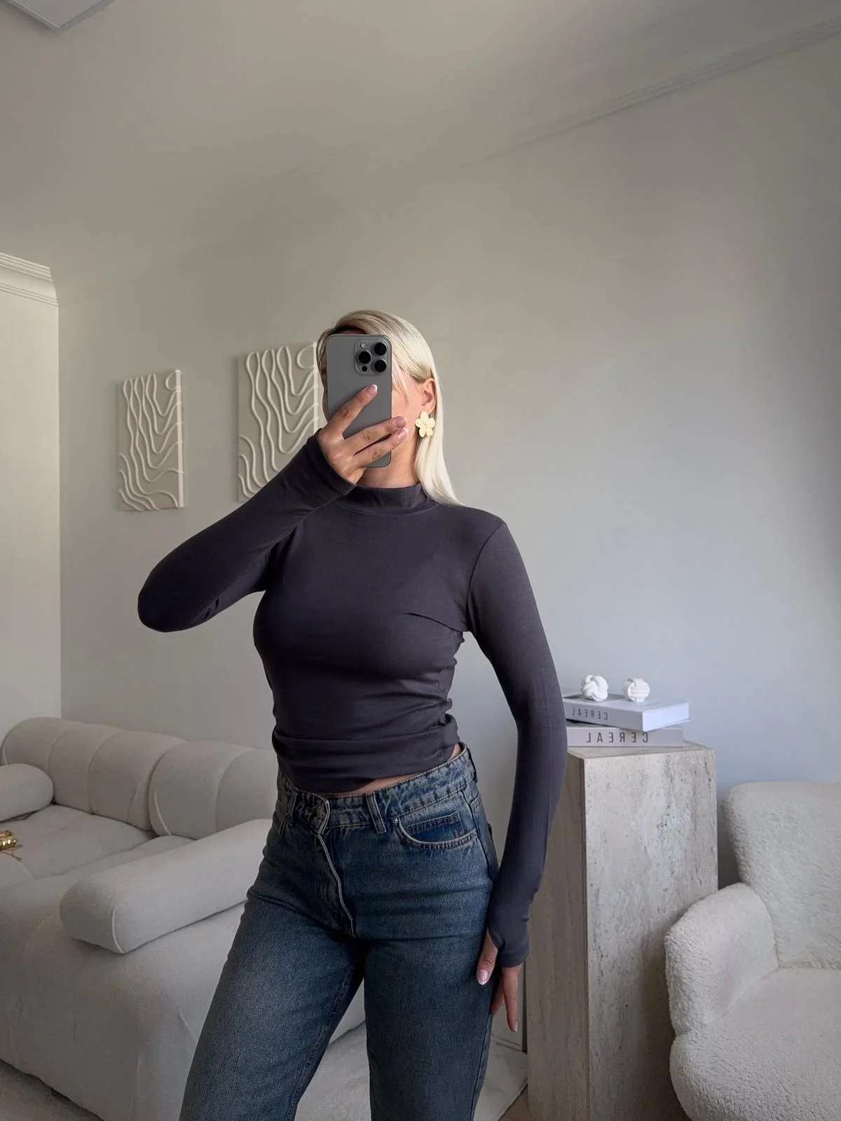 Parmak Geçmeli Premium Kumaş Bluz -FÜME