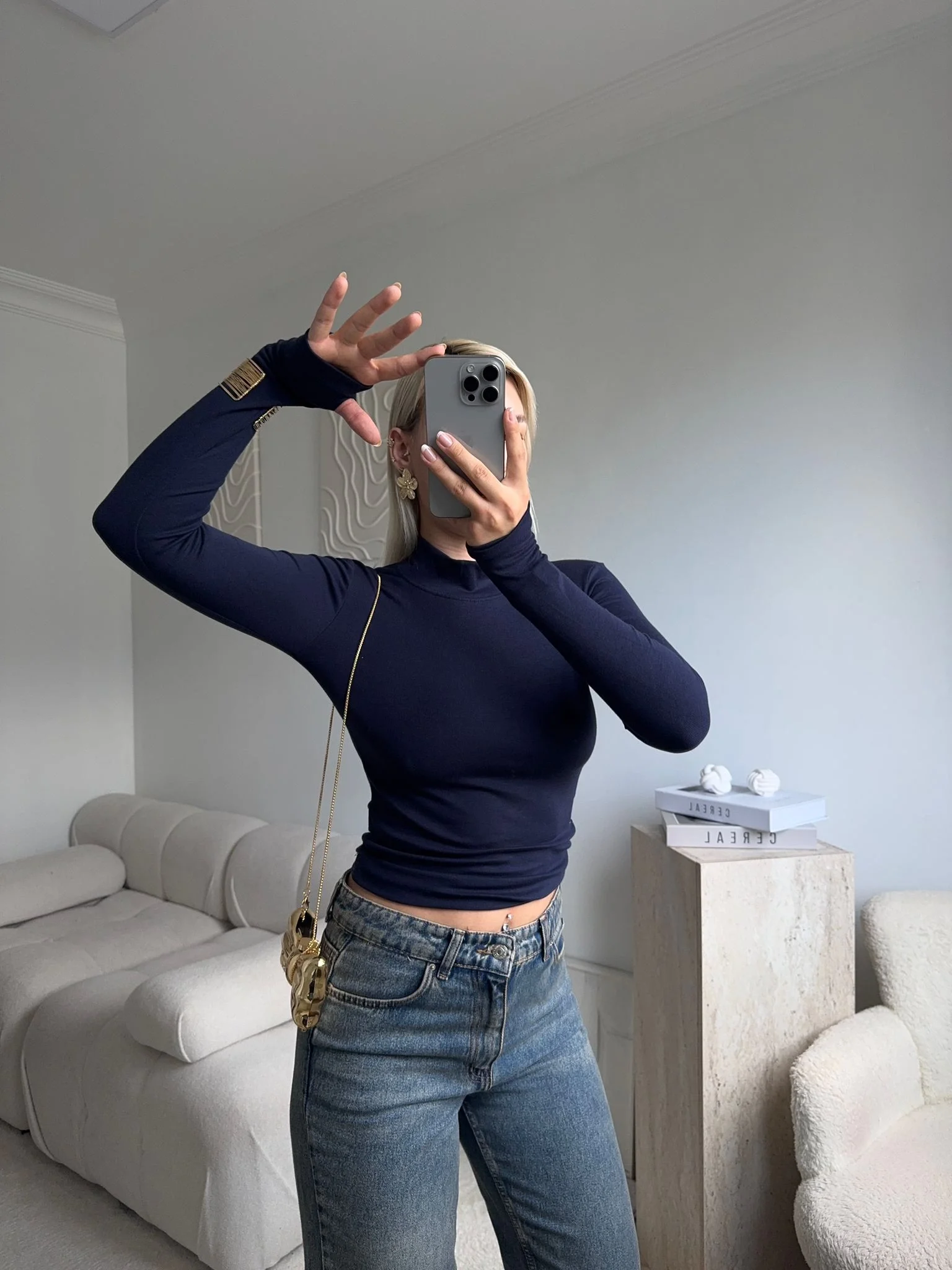 Parmak Geçmeli Premium Kumaş Bluz -LACİVERT