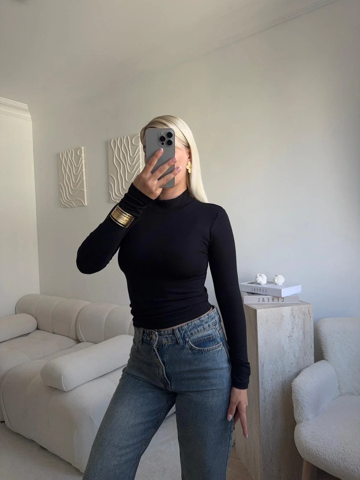 Parmak Geçmeli Premium Kumaş Bluz -SİYAH