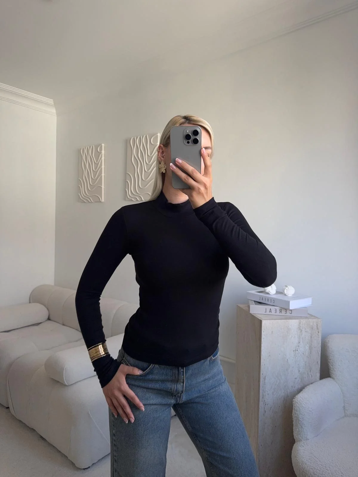 Parmak Geçmeli Premium Kumaş Bluz -SİYAH