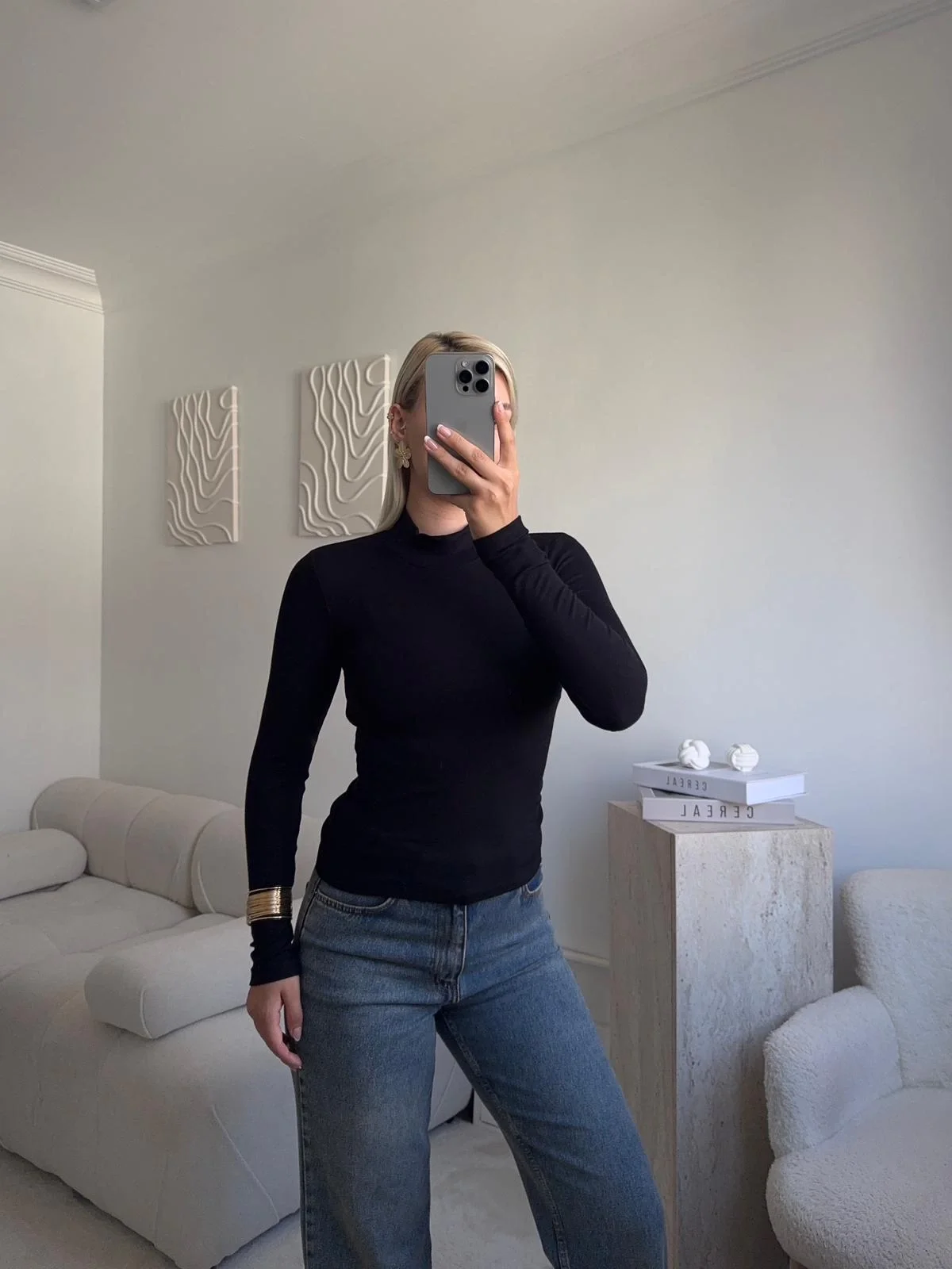 Parmak Geçmeli Premium Kumaş Bluz -SİYAH