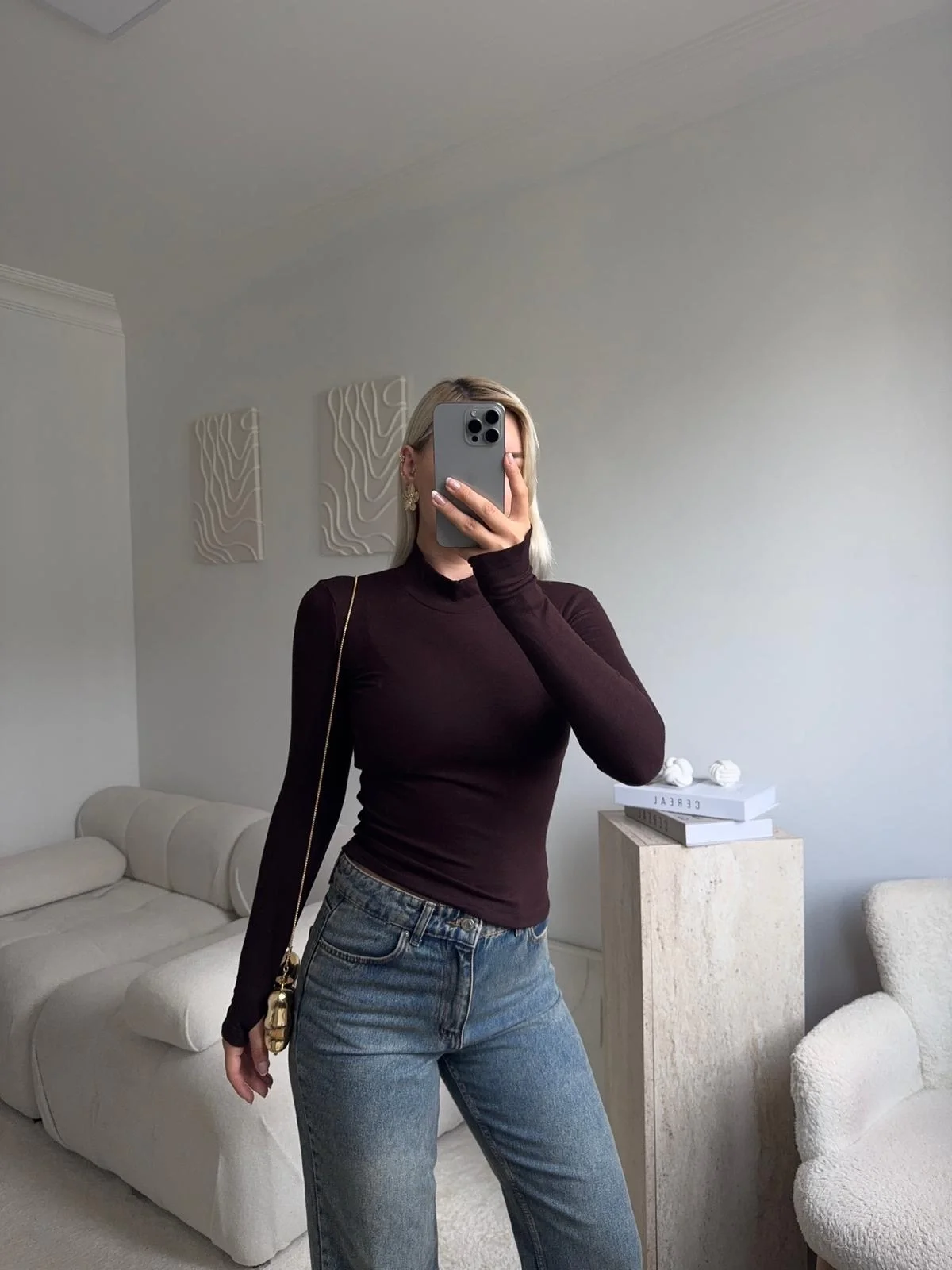 Parmak Geçmeli Premium Kumaş Bluz -KAHVE