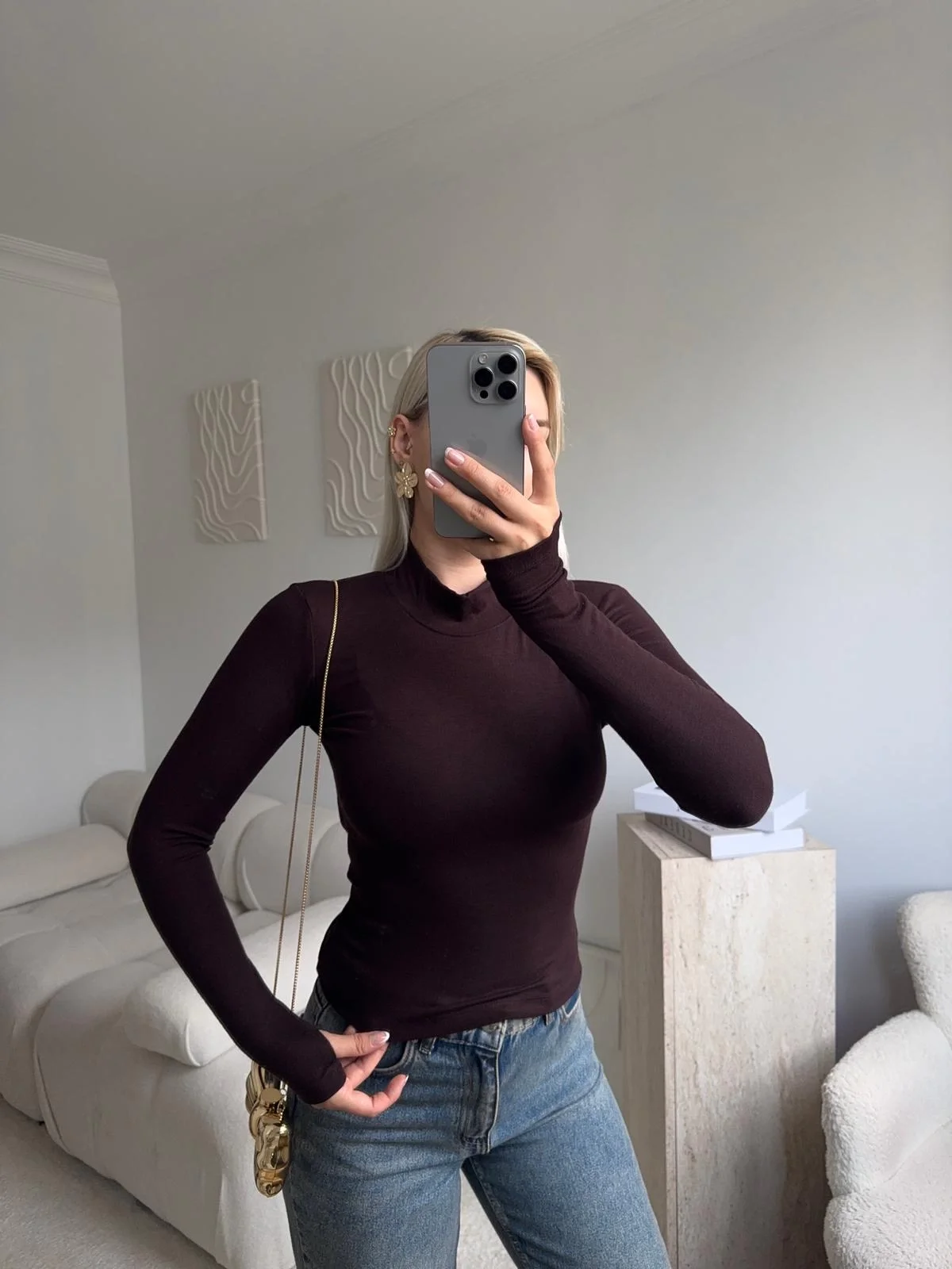 Parmak Geçmeli Premium Kumaş Bluz -KAHVE