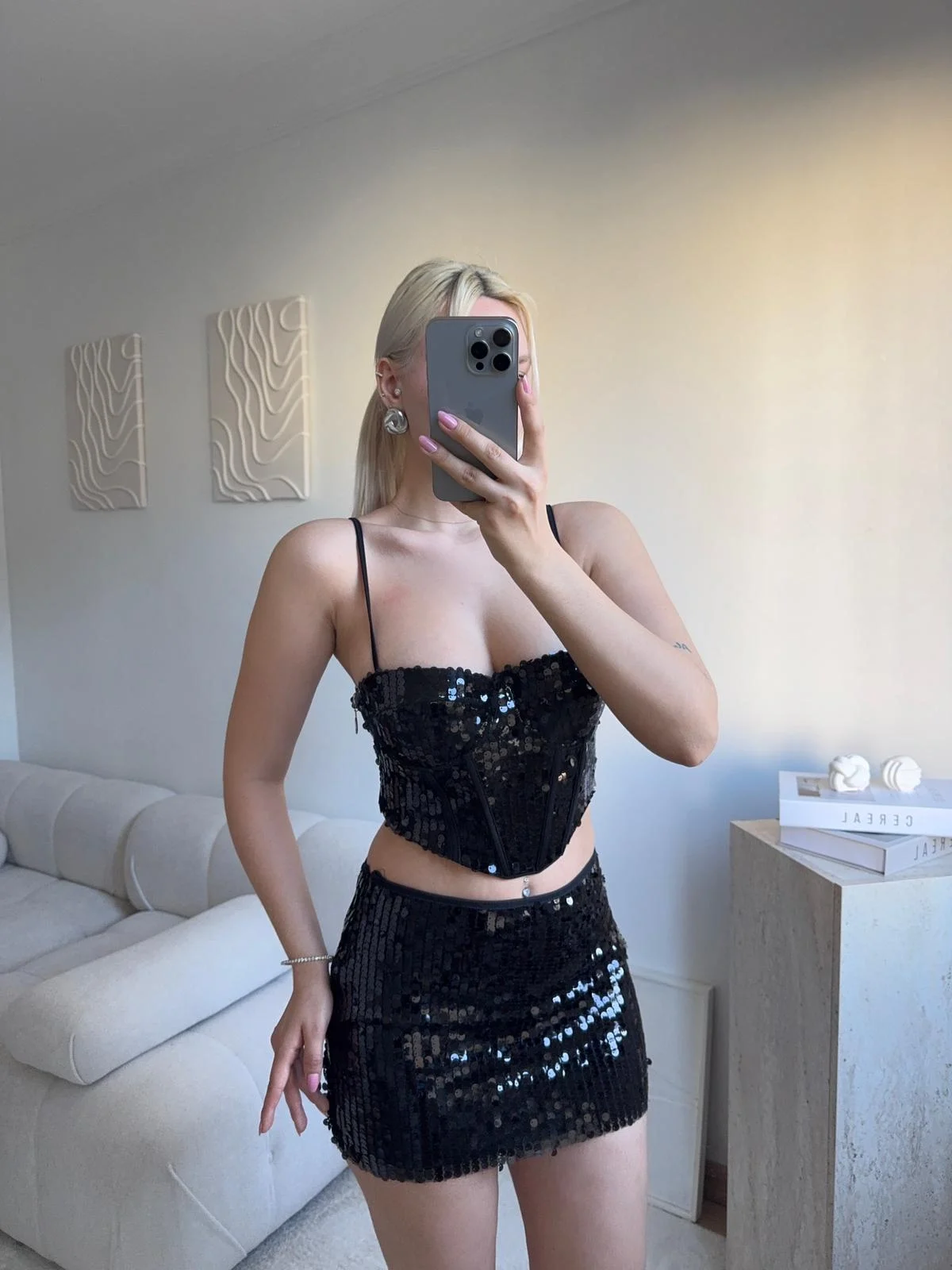 Payetli Askılı Büstiyer ve Mini Etek Takımı - SİYAH