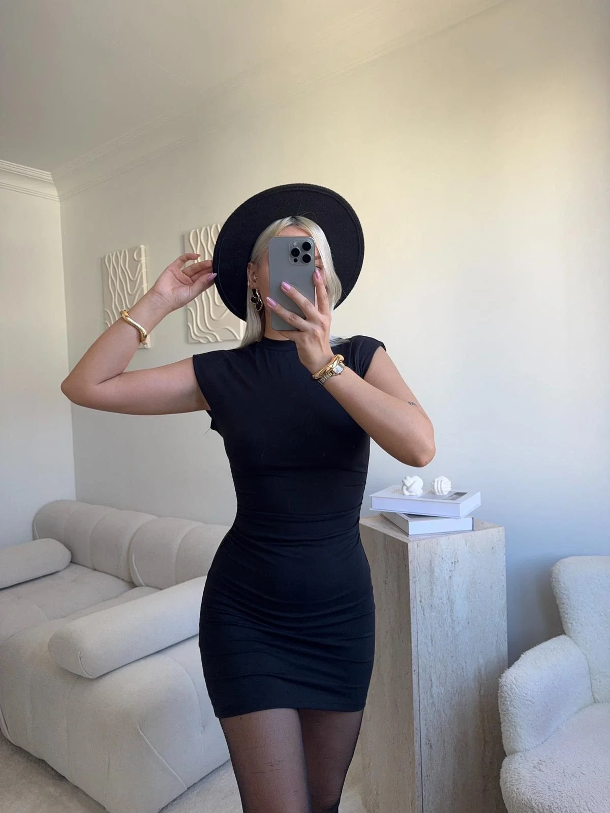 Sıfır Kol Büzgülü Elbise - SİYAH