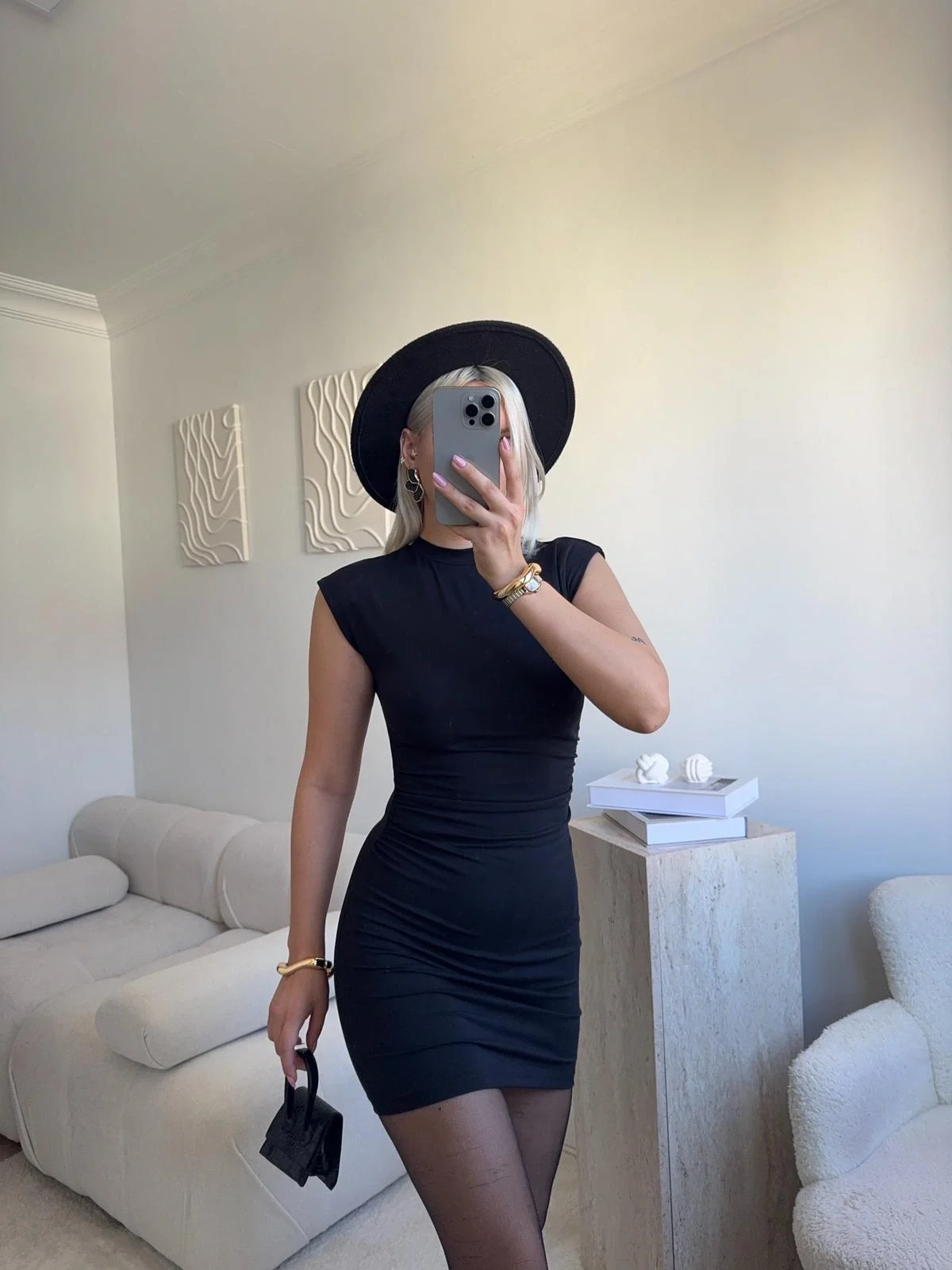 Sıfır Kol Büzgülü Elbise - SİYAH