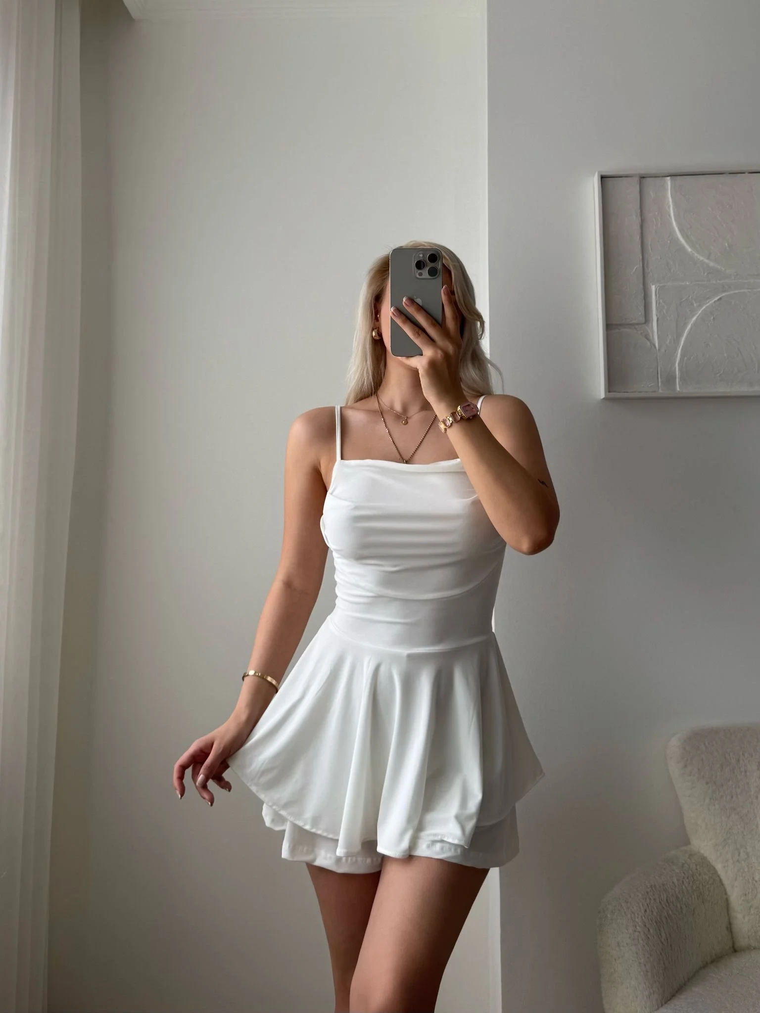 Sırt Dekolte Askılı Şortlu Elbise-BEYAZ