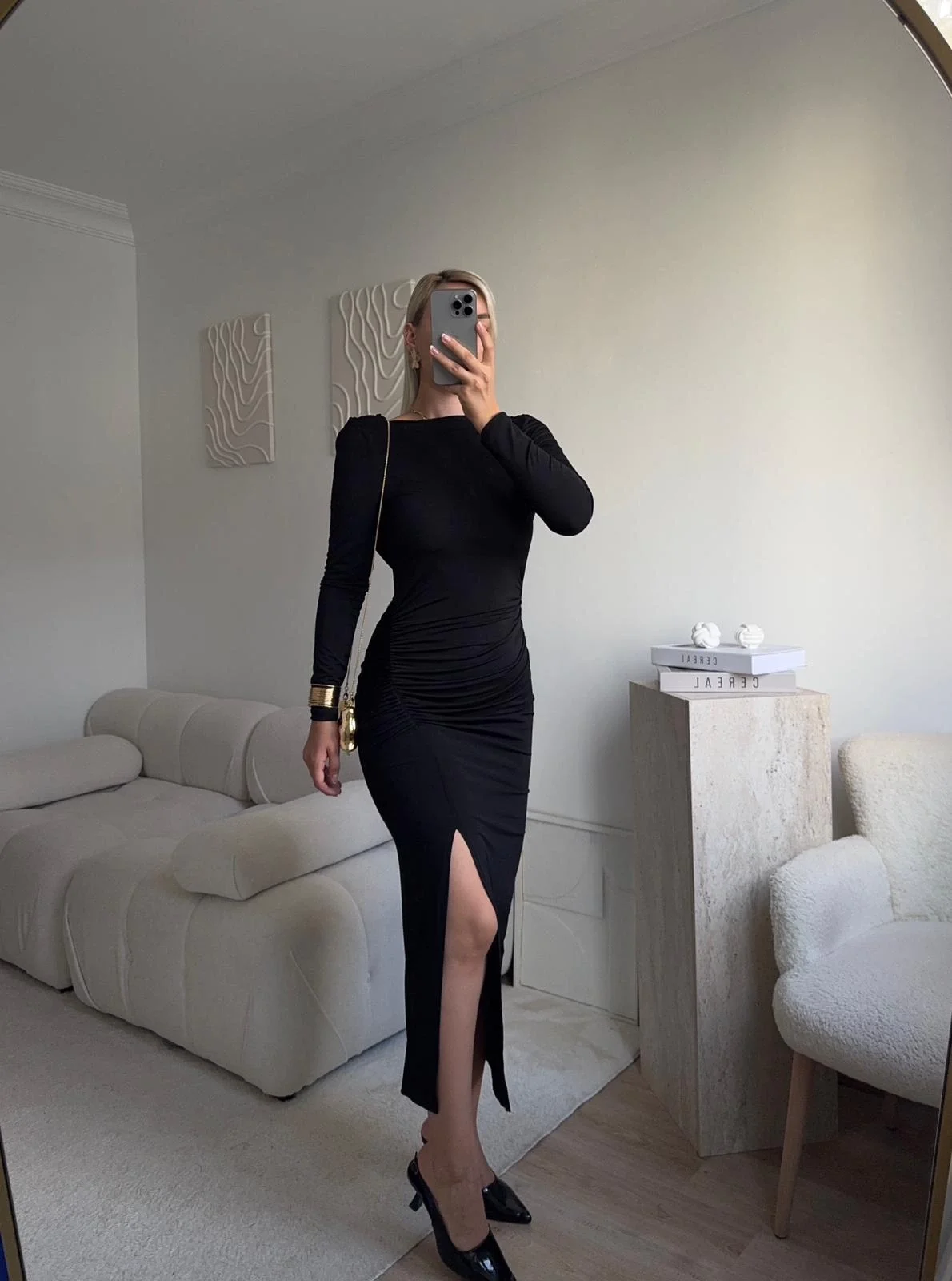 Sırt Dekolte Derin Yırtmaç Elbise - SİYAH