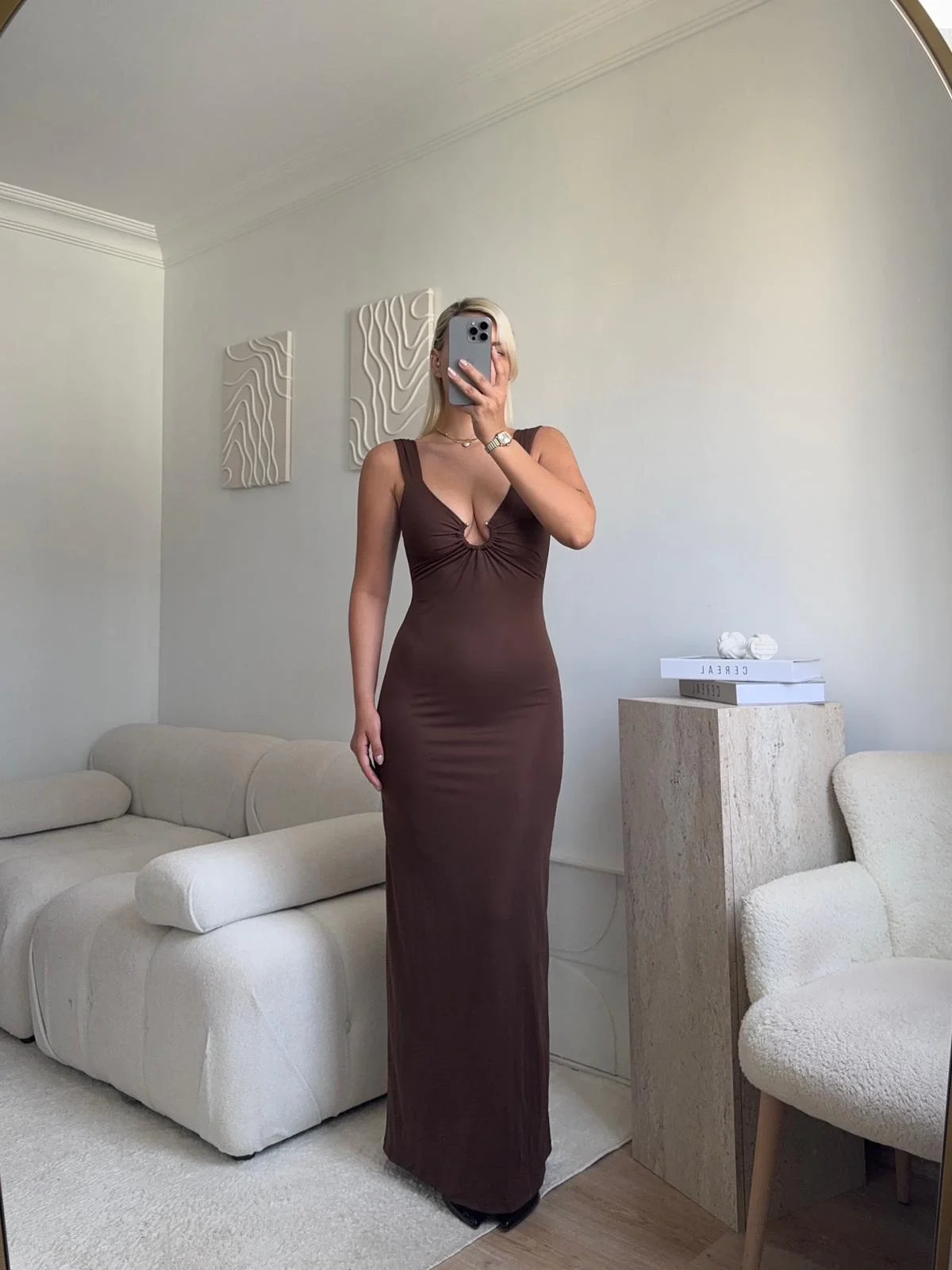 Sırt Dekolte Halka Detay Elbise - KAHVE