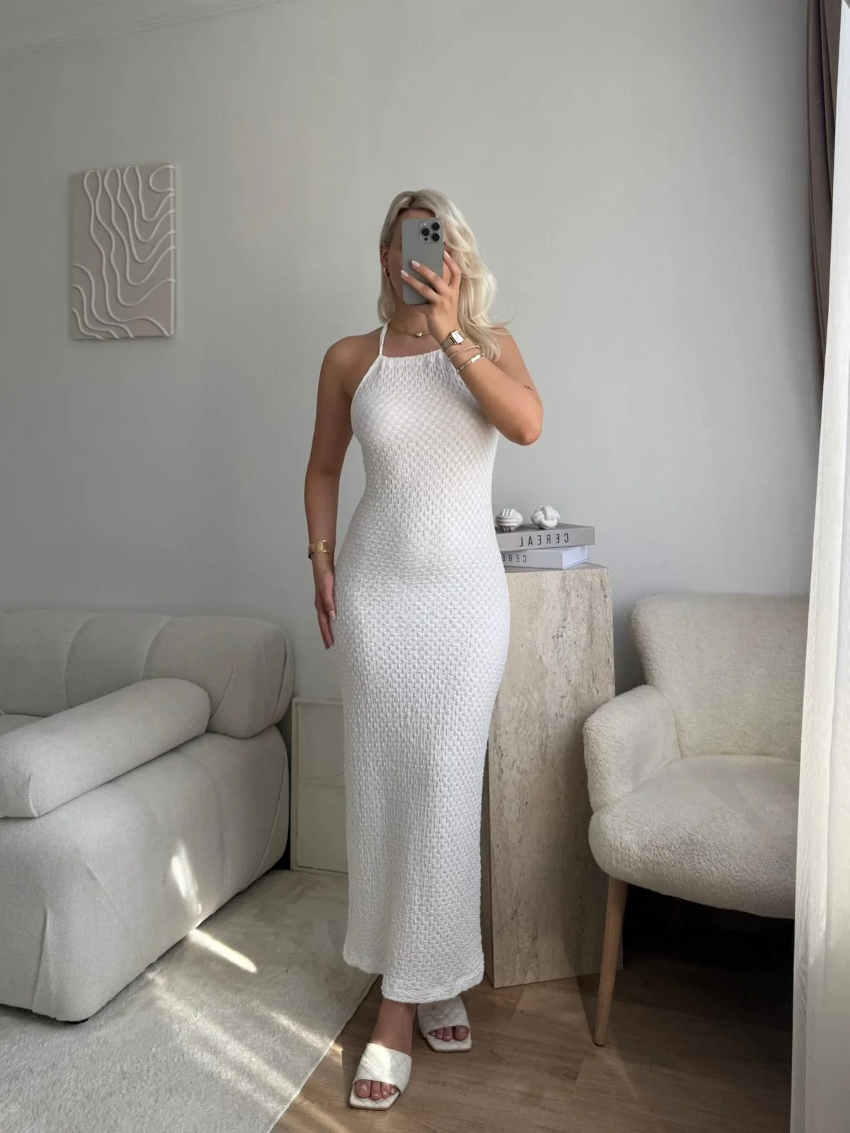 Sırt Detaylı Dokulu Maxi Elbise - BEYAZ