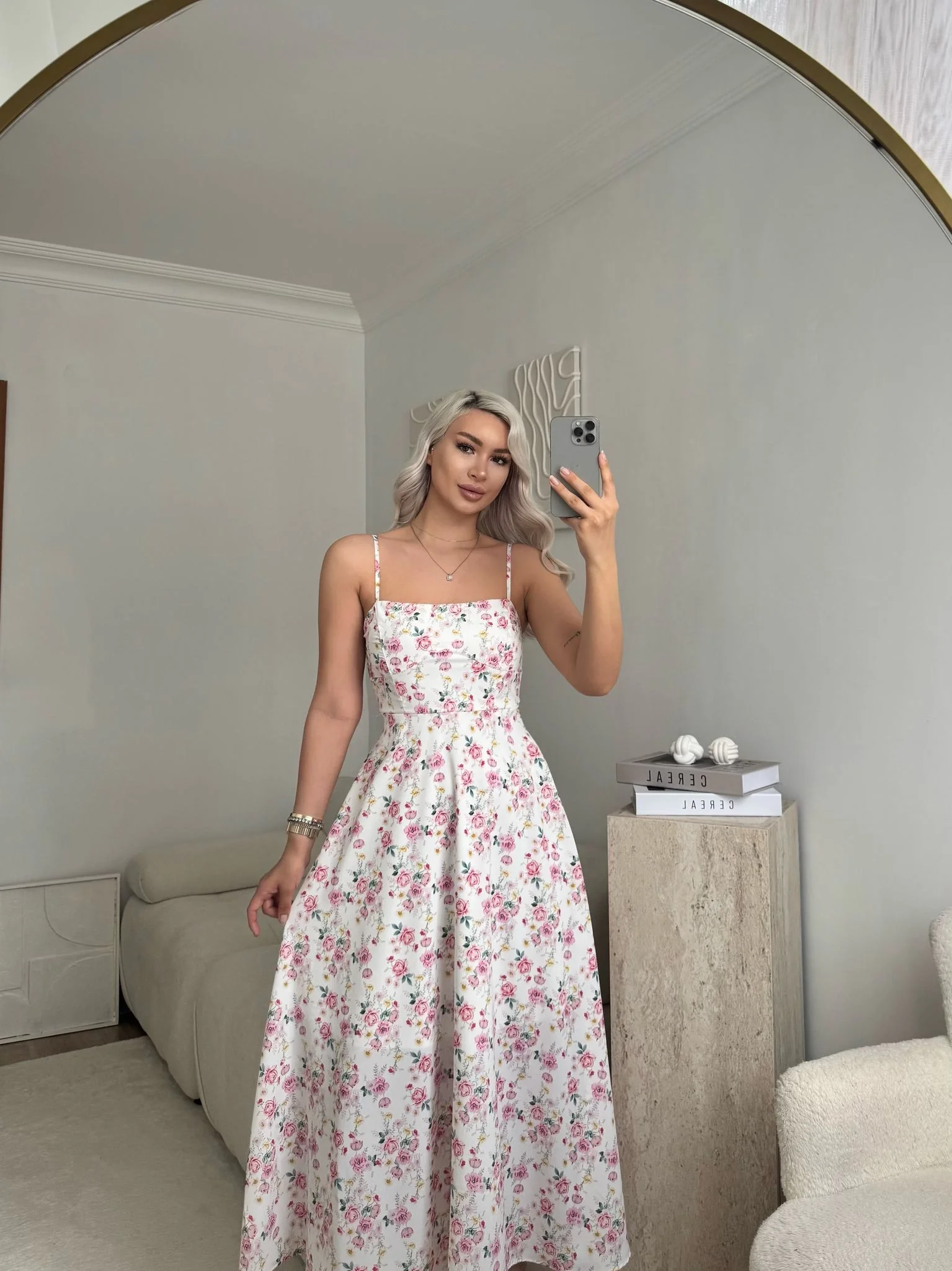 Smock Sırt Detaylı Çiçekli Elbise - BEYAZ