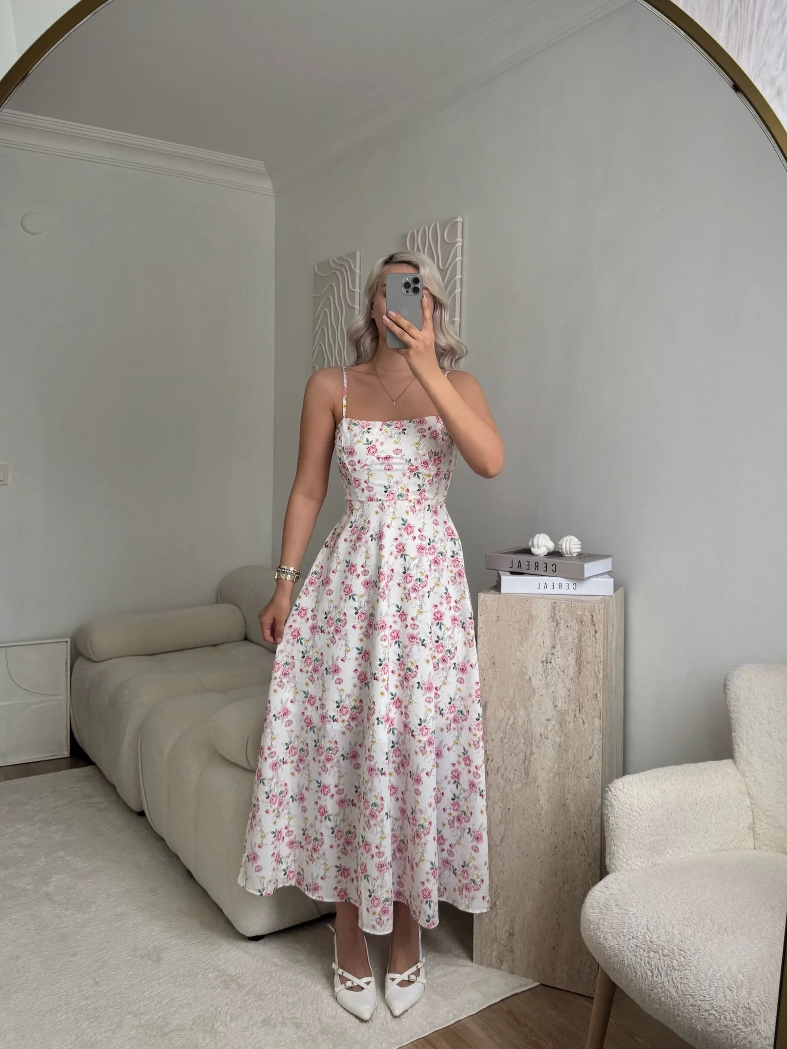 Smock Sırt Detaylı Çiçekli Elbise - BEYAZ