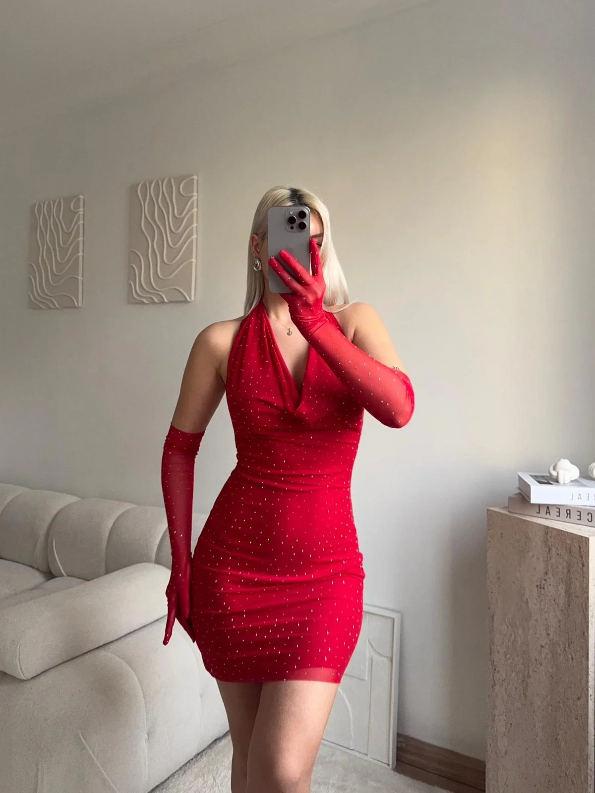 Taşlı Eldivenli Elbise - KIRMIZI