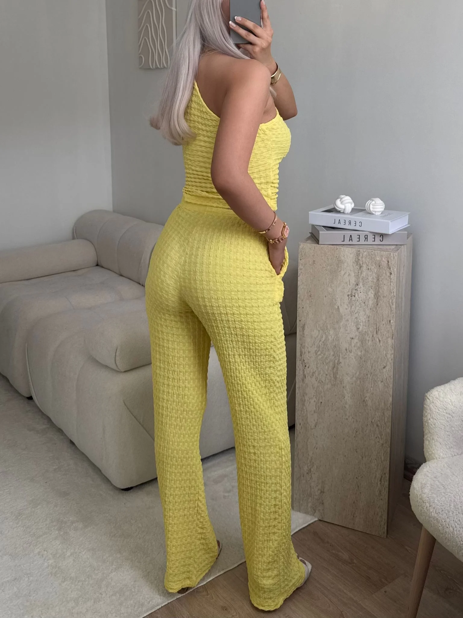Tek Omuz Crop & Pantolon Takım - SARI