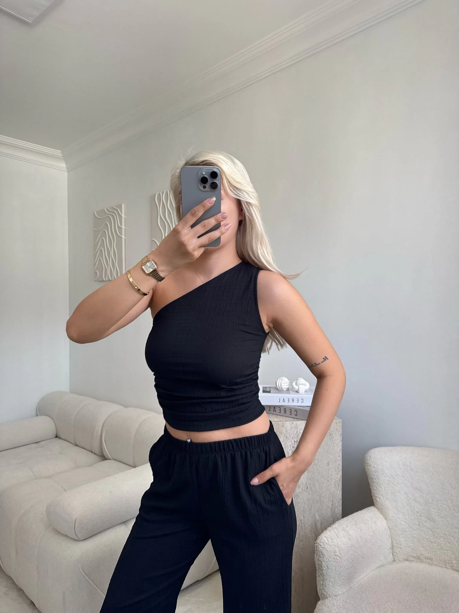 Tek Omuz Crop & Pantolon Takım - SİYAH