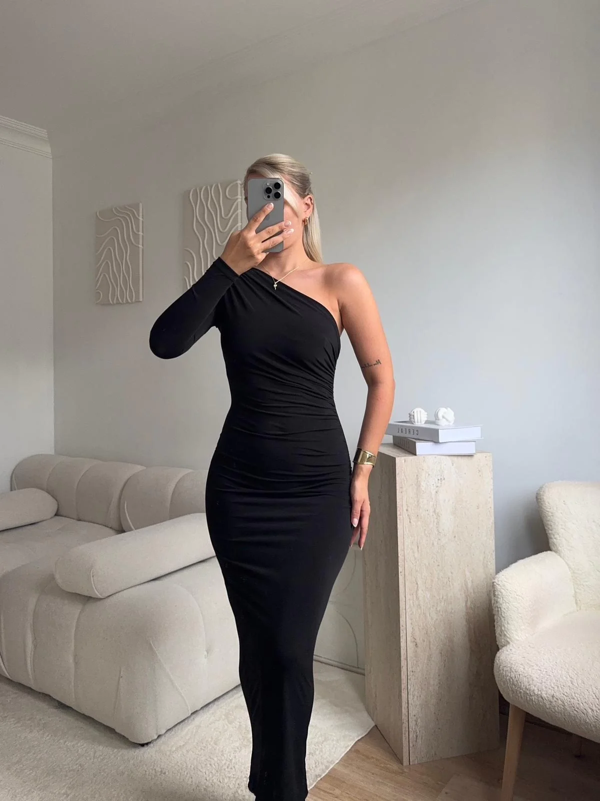 Tek Omuz Drapeli Elbise - SİYAH