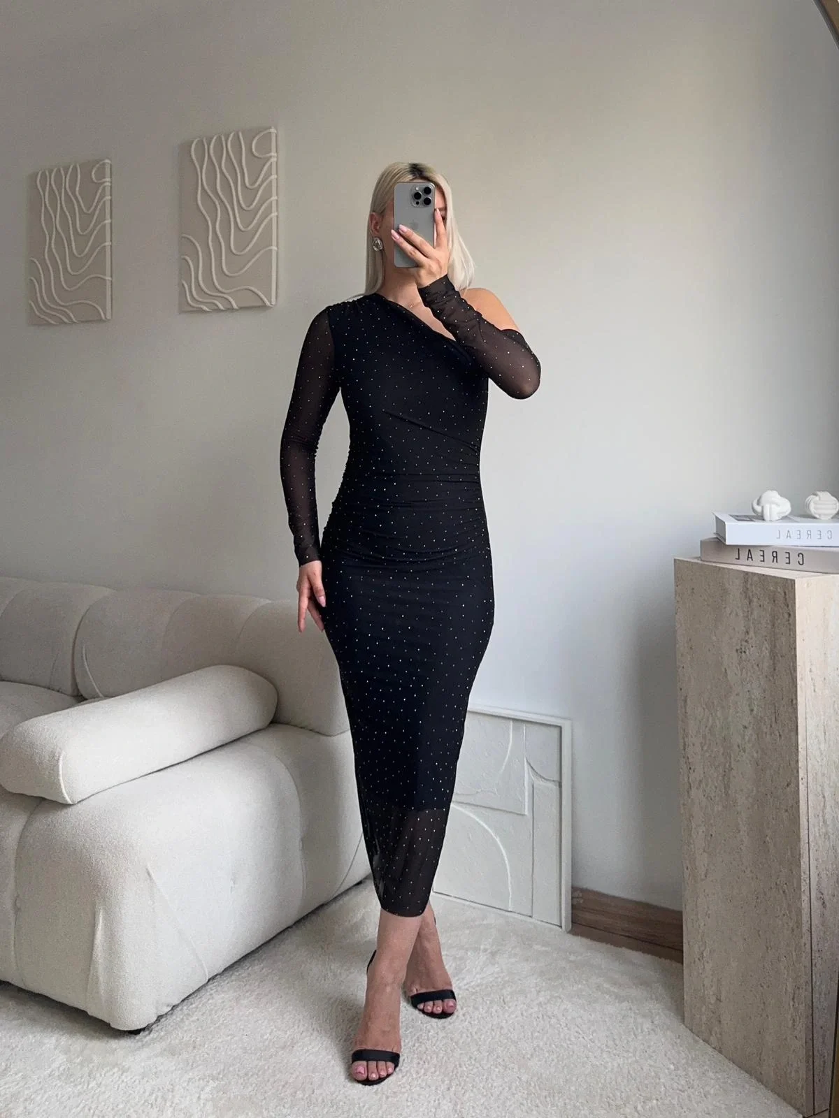 Tek Omuz Kol Tül Taşlı Elbise - SİYAH