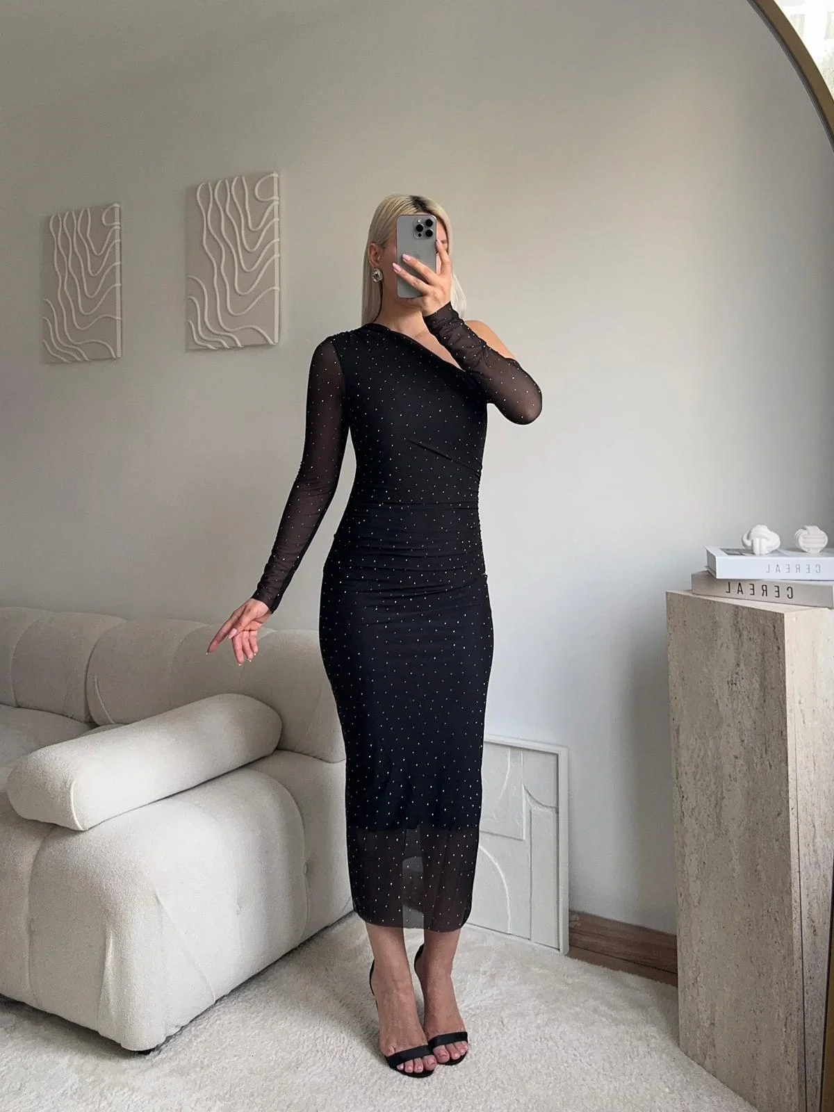 Tek Omuz Kol Tül Taşlı Elbise - SİYAH