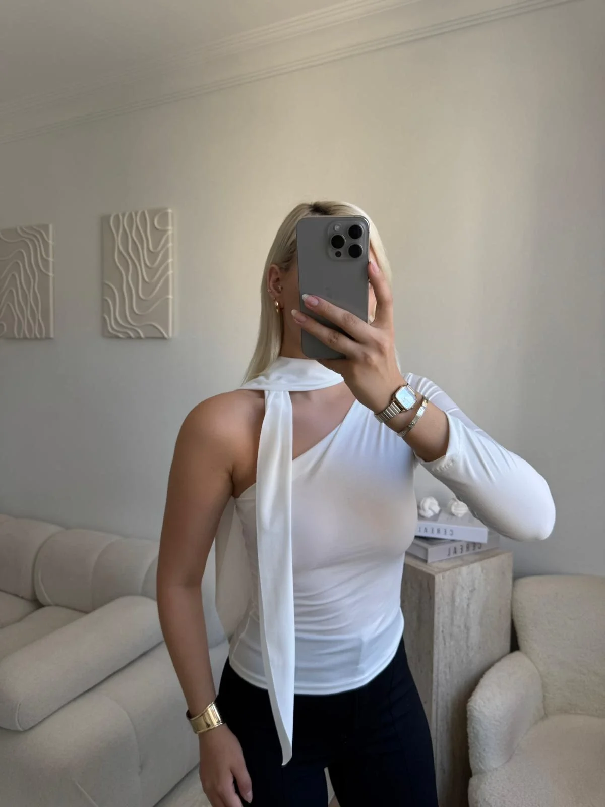 Tek Omuz Şal Detaylı Bluz - BEYAZ