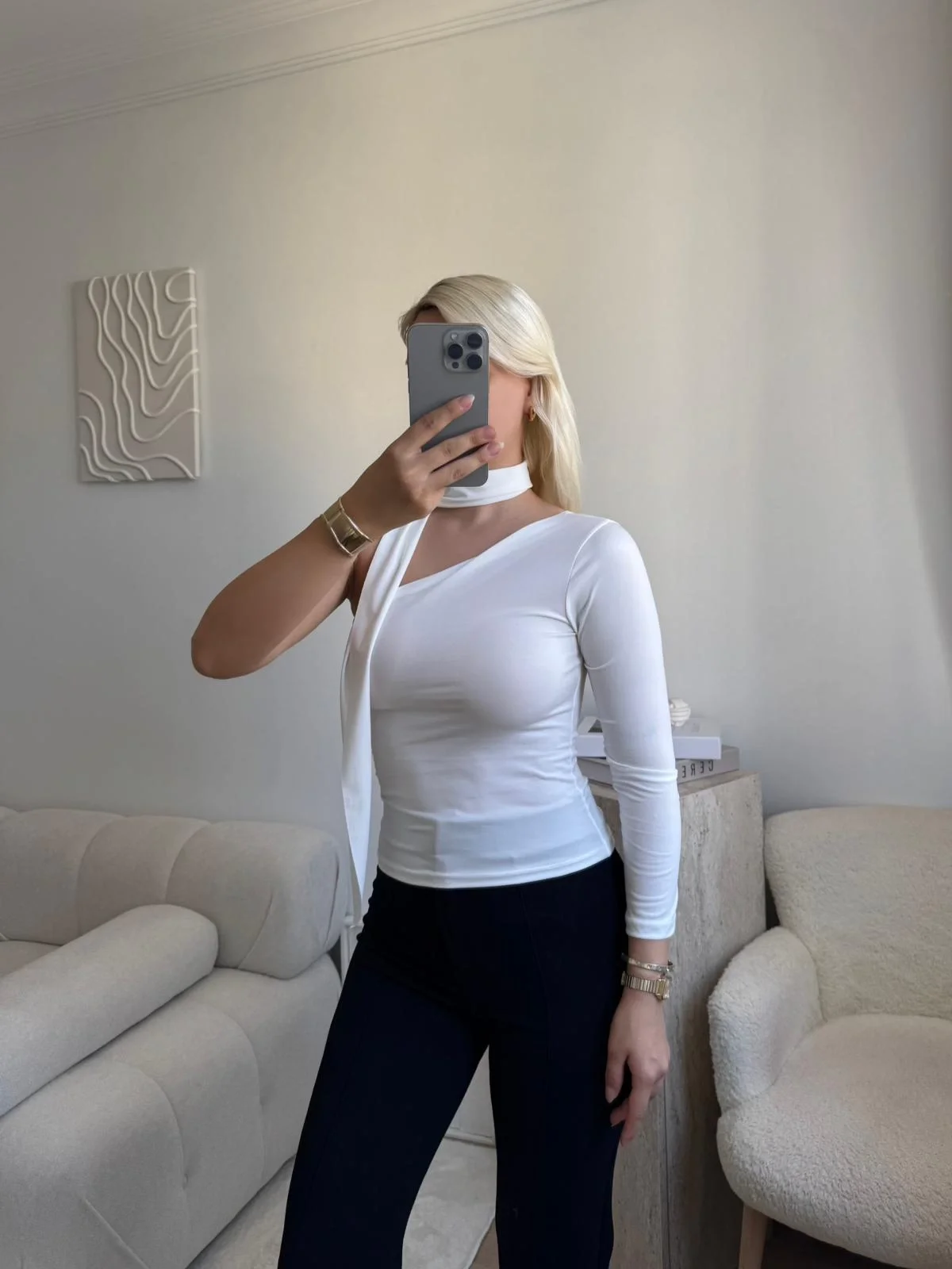 Tek Omuz Şal Detaylı Bluz - BEYAZ