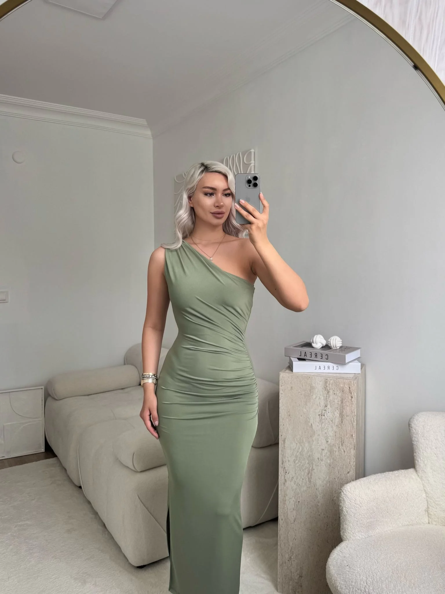 Tek Omuz Zeytin Yeşili Midi Elbise