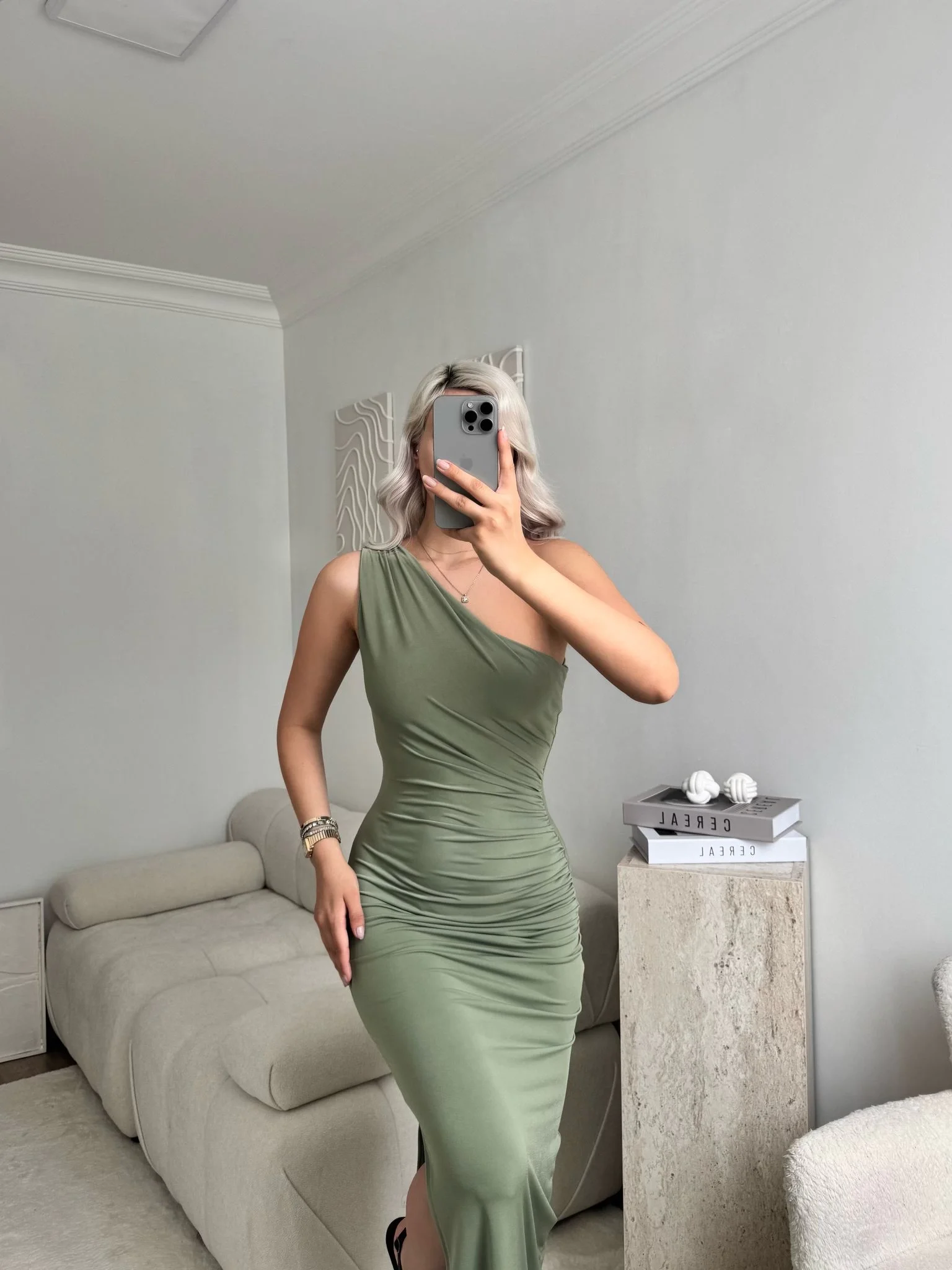Tek Omuz Zeytin Yeşili Midi Elbise