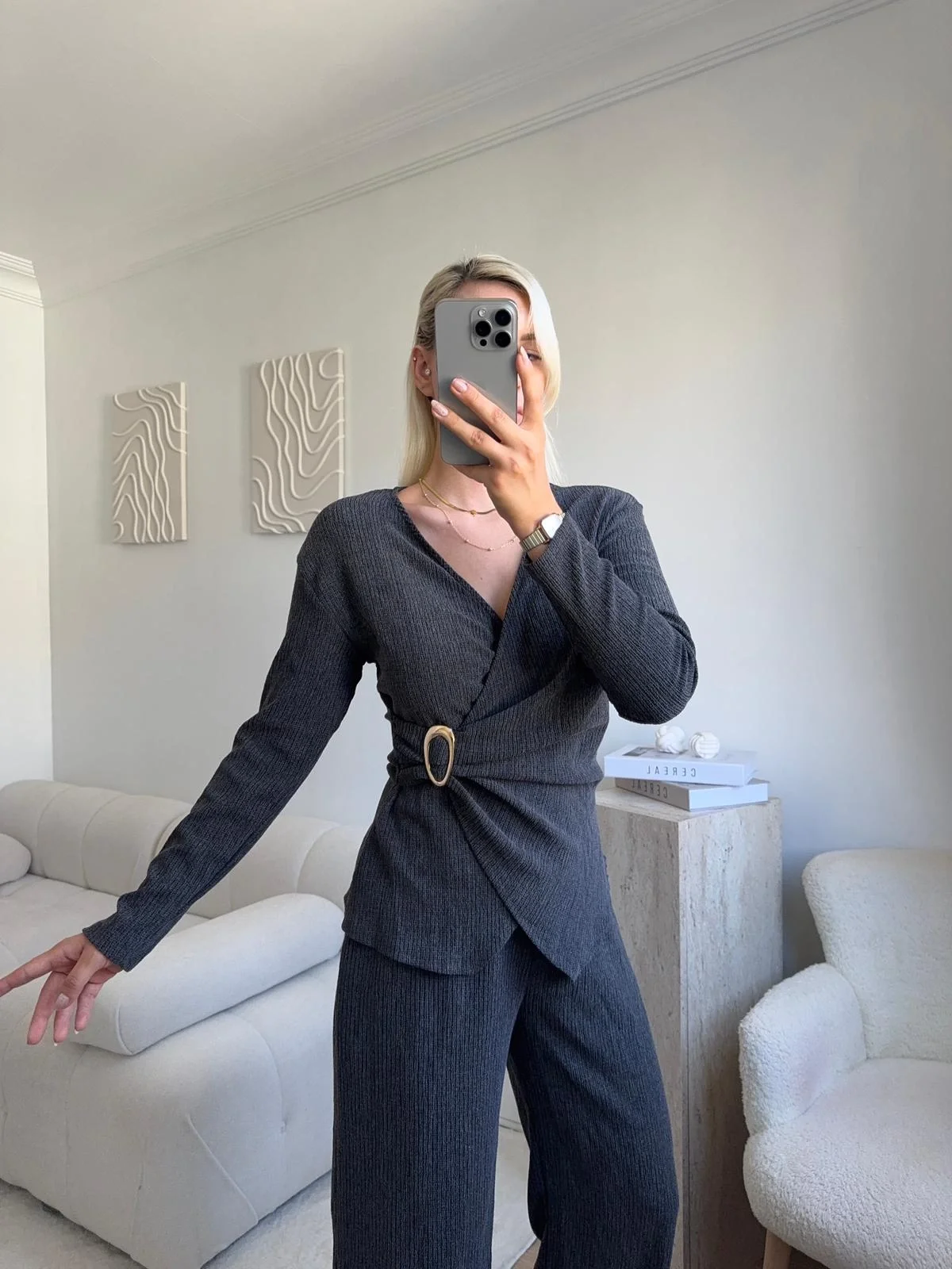 Tokalı Kruvaze Pantolon Takım - FÜME