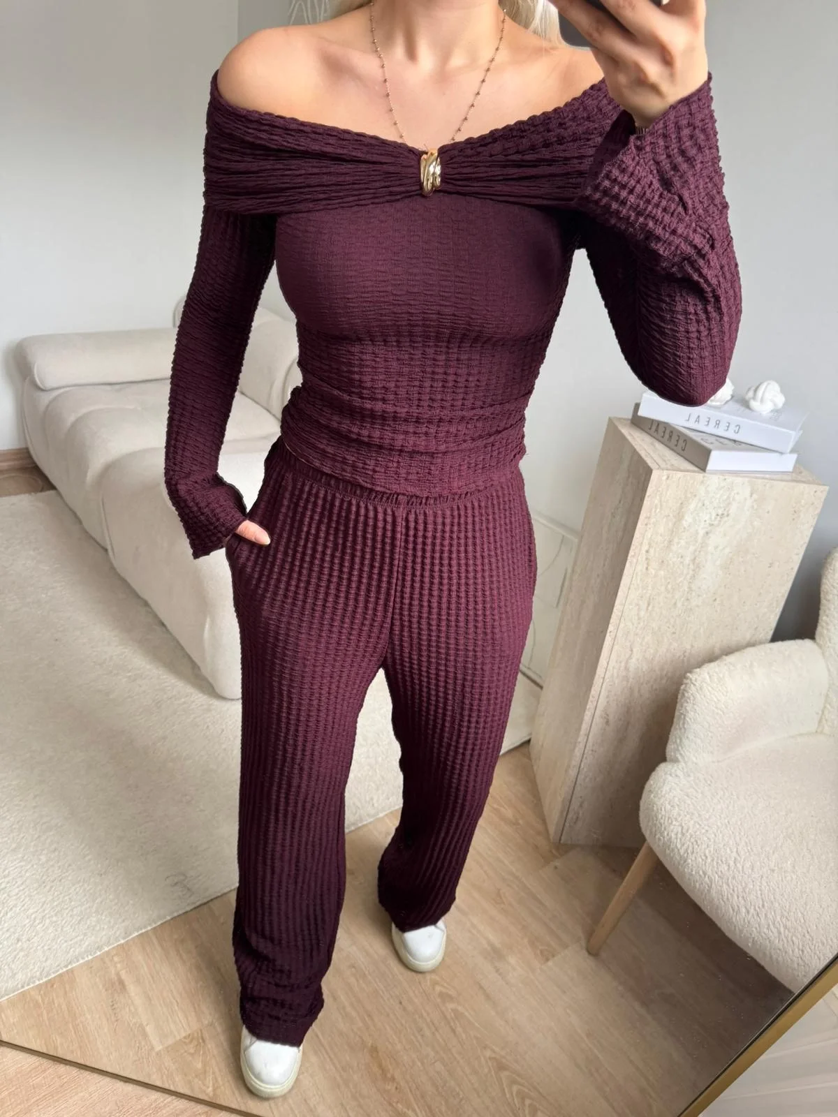 Tokalı Madonna Crop & Pantolon Takım - BORDO