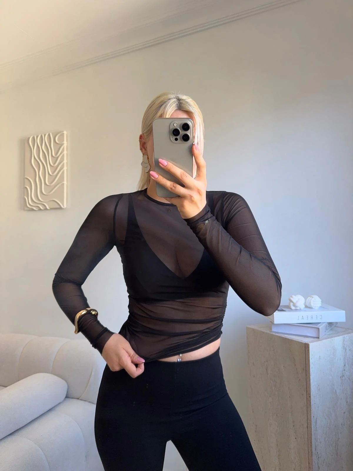 Tül Detaylı Uzun Kollu Bluz